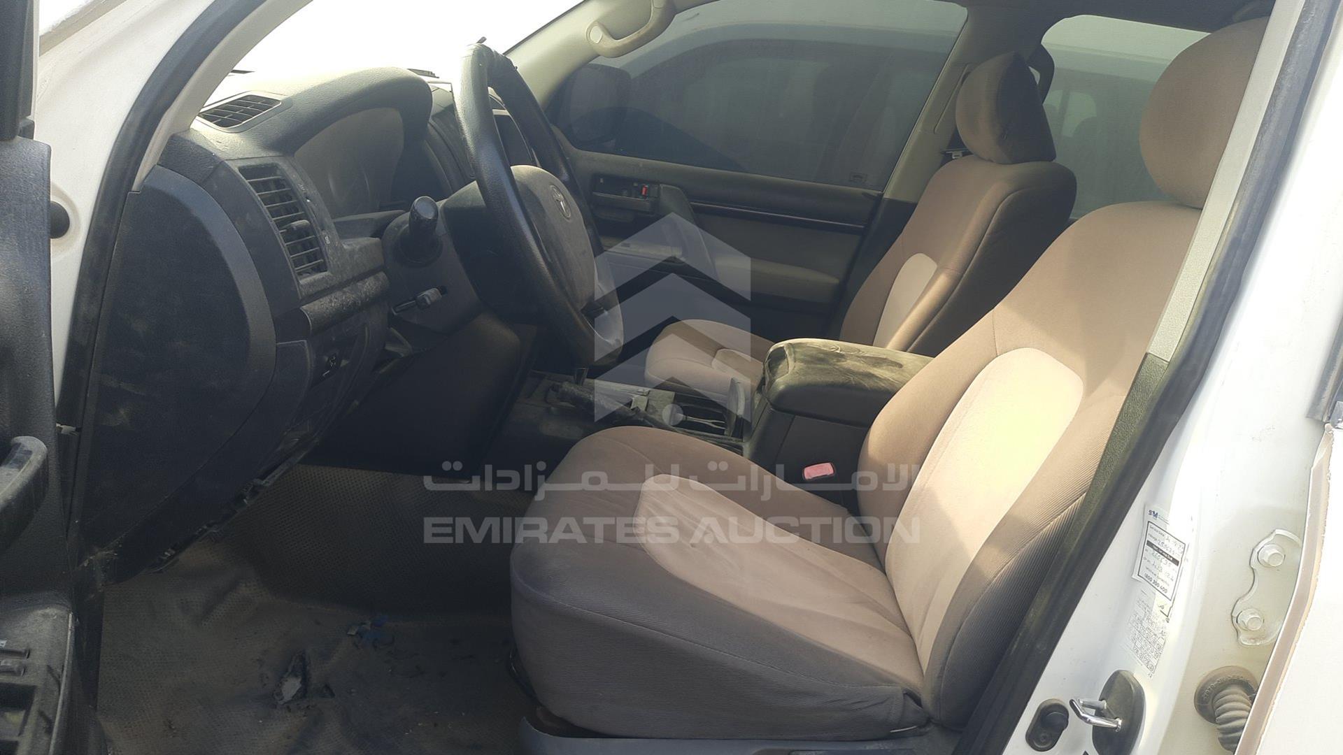 2011 TOYOTA LAND CRUISER VIN: JTMDU09J3B4034785