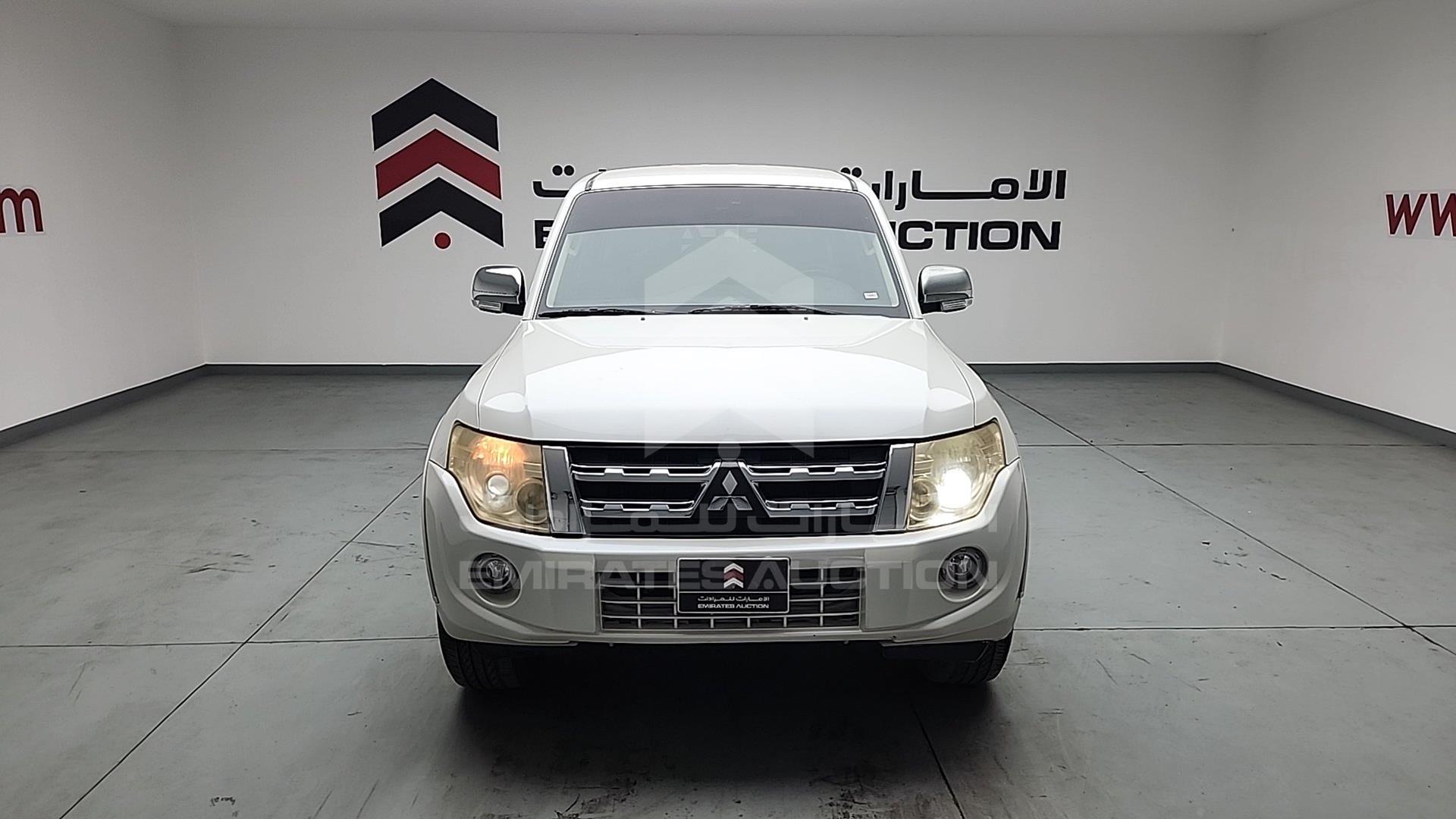 2014 MITSUBISHI PAJERO VIN: JMYLRV95WEJ708829