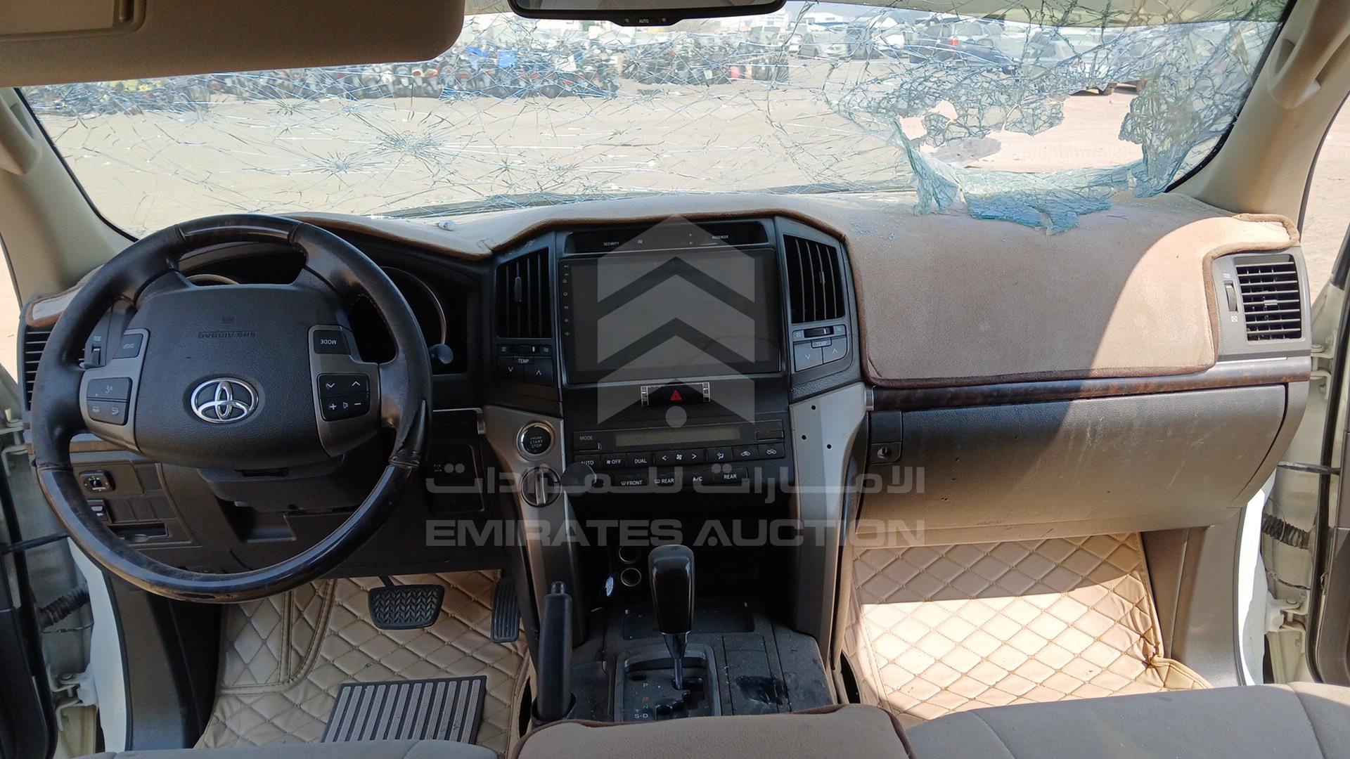 2011 TOYOTA LAND CRUISER VIN: JTMHT09J7B5093031