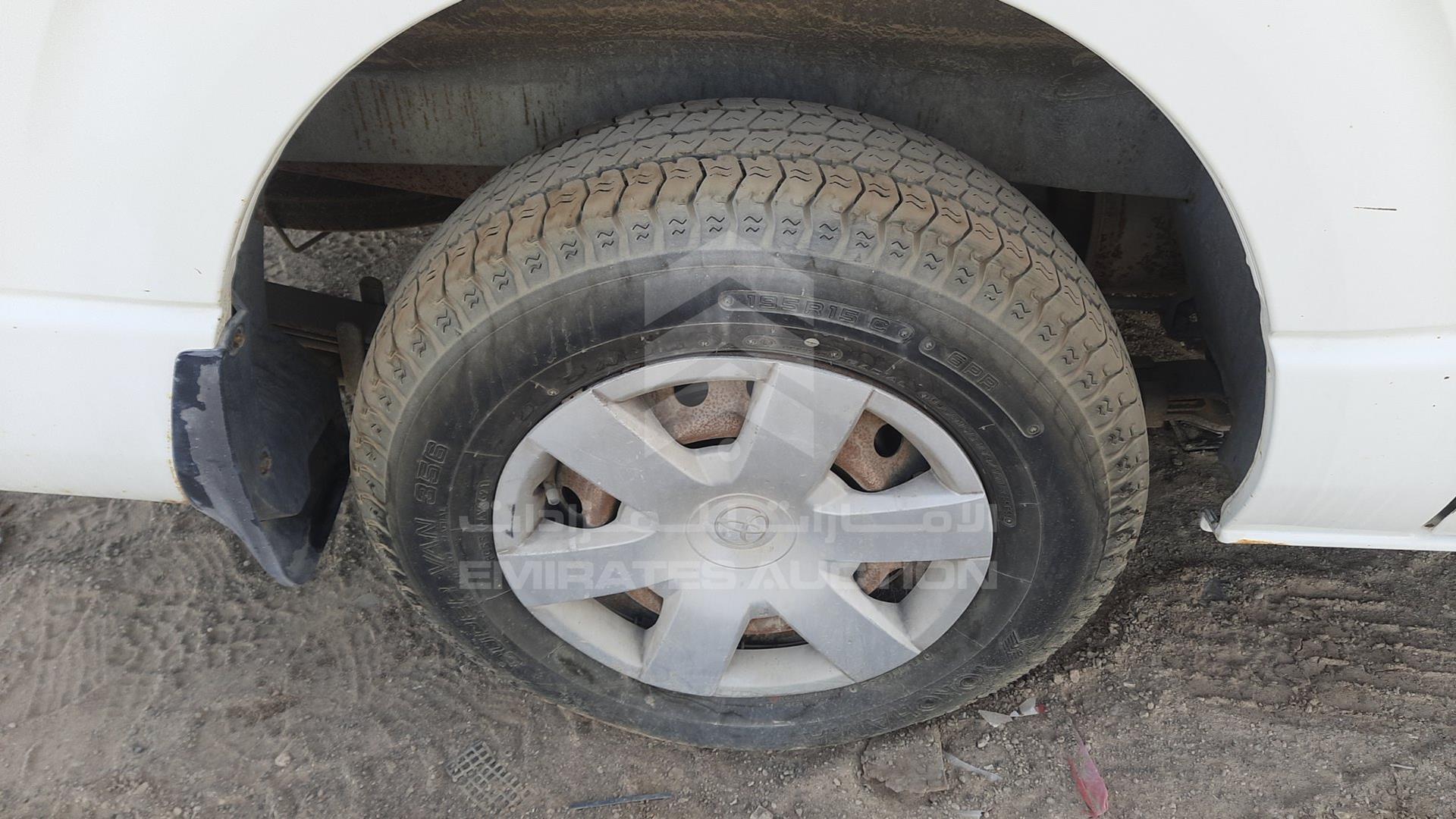 2011 TOYOTA HIACE VIN: JTFHX02P9B0056148