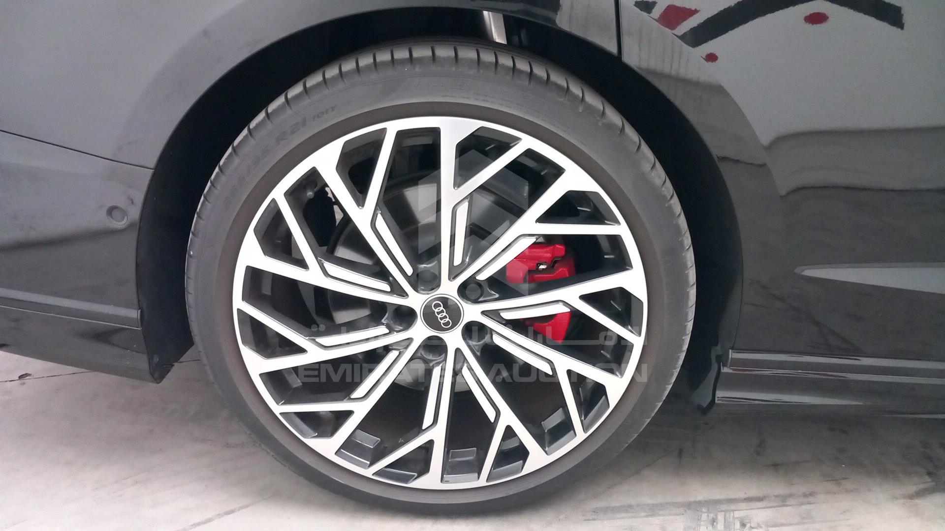 2021 AUDI A8 L VIN: WAUZZZF85MN018708