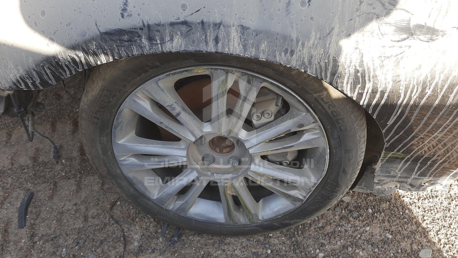 2009 HYUNDAI GENESIS VIN: KMHGC46F49U050460