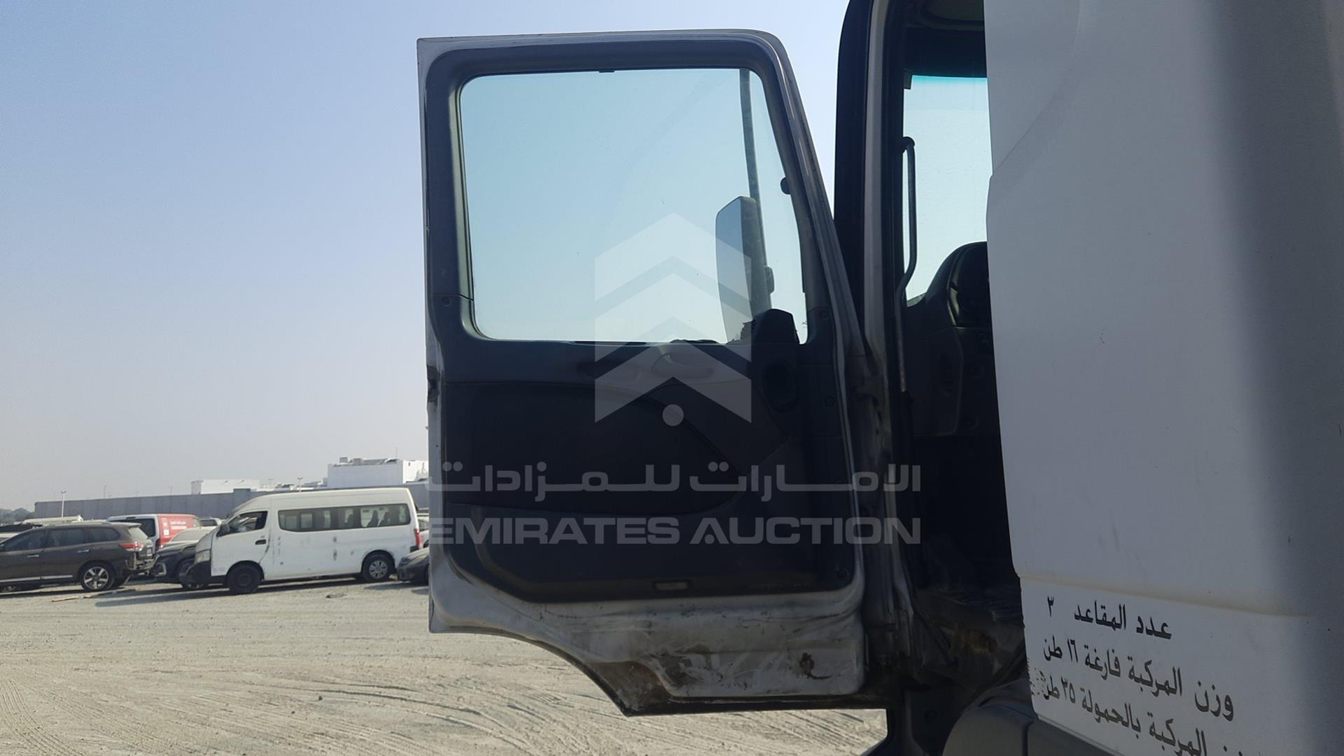 2007 MERCEDES ACTROS VIN: WDAKHCAAX7L179119