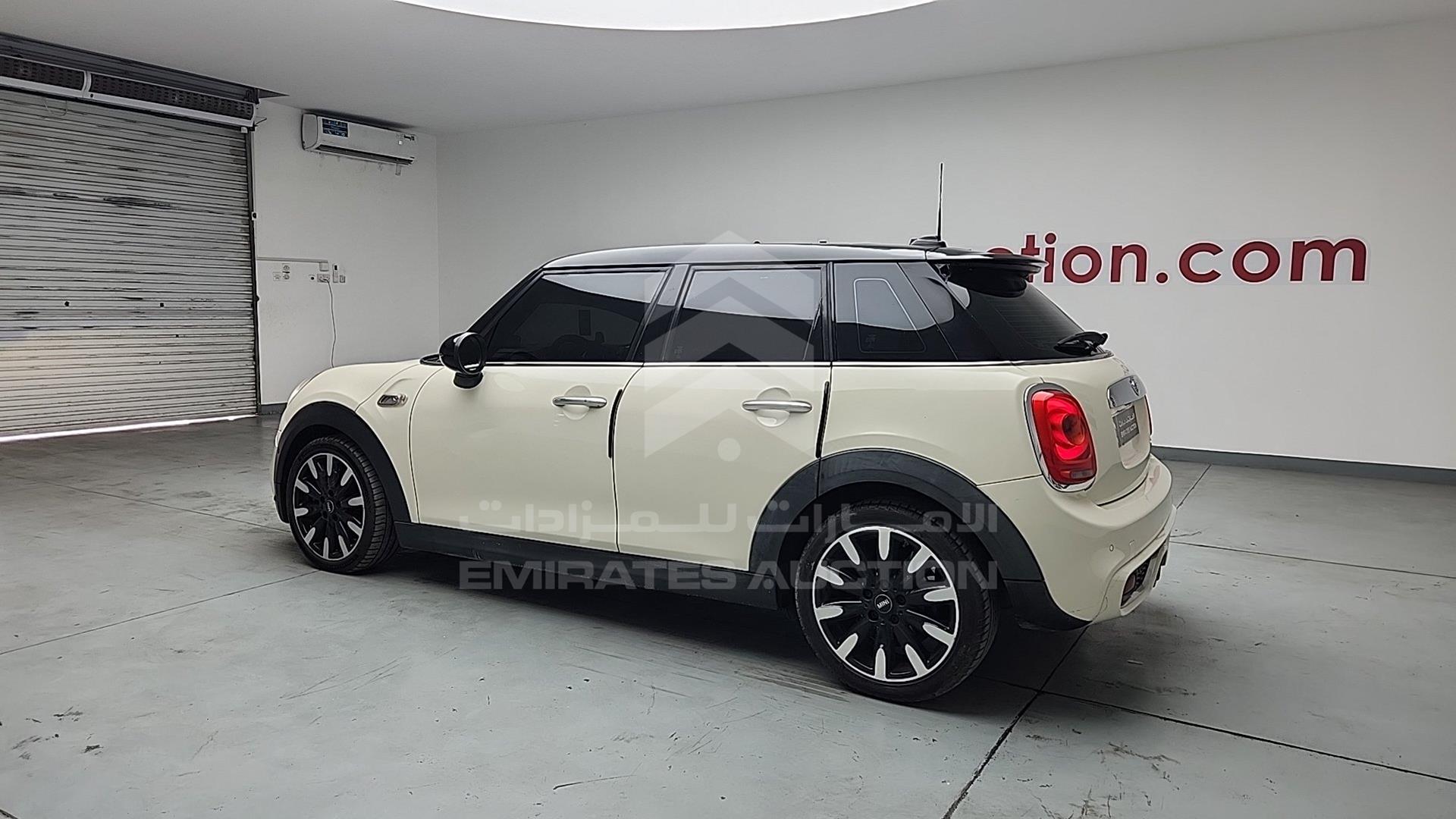 2016 MINI COOPER VIN: WMWXS7100GT842861