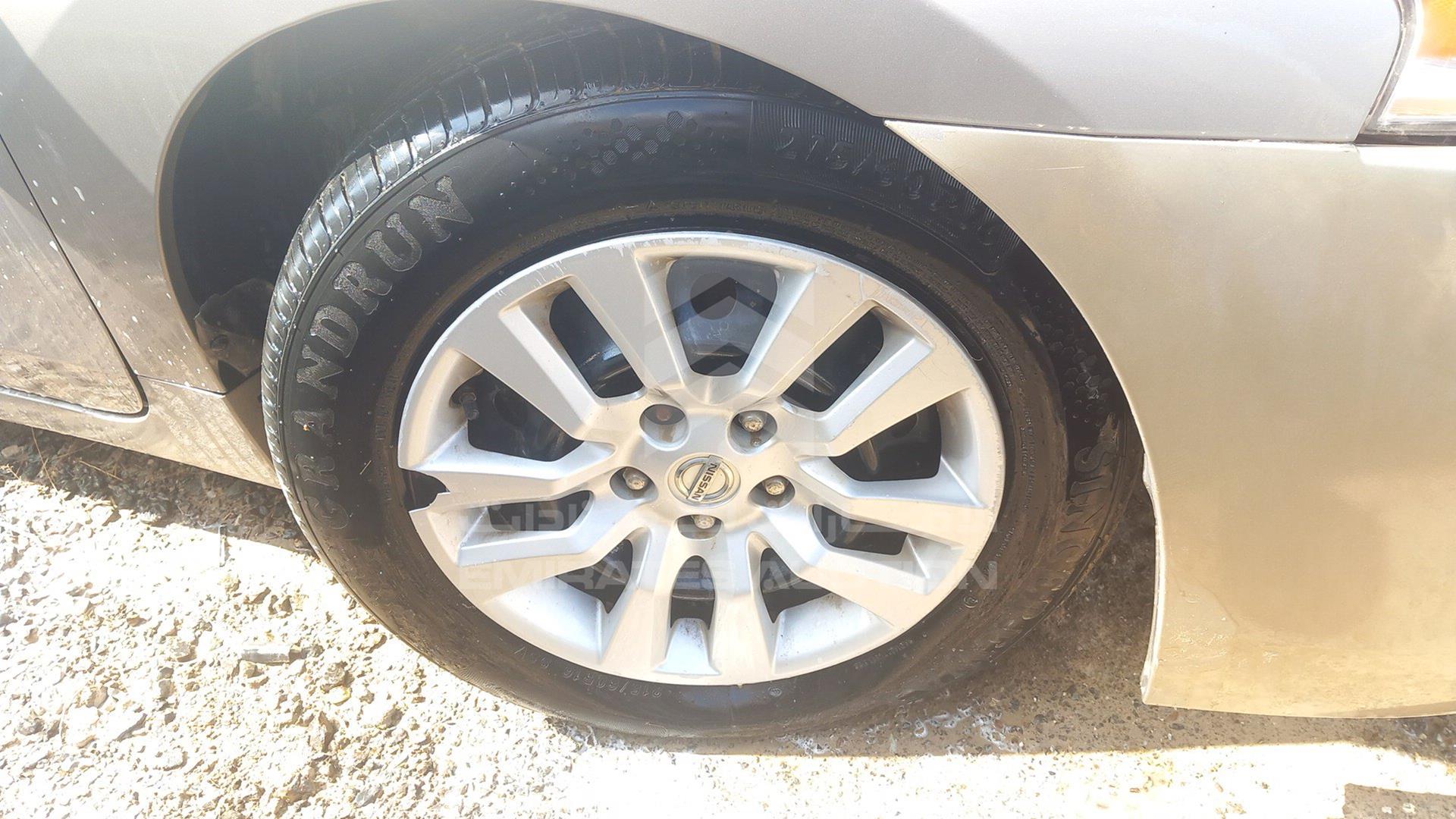 2015 NISSAN ALTIMA VIN: 1N4AL3APXFC298207