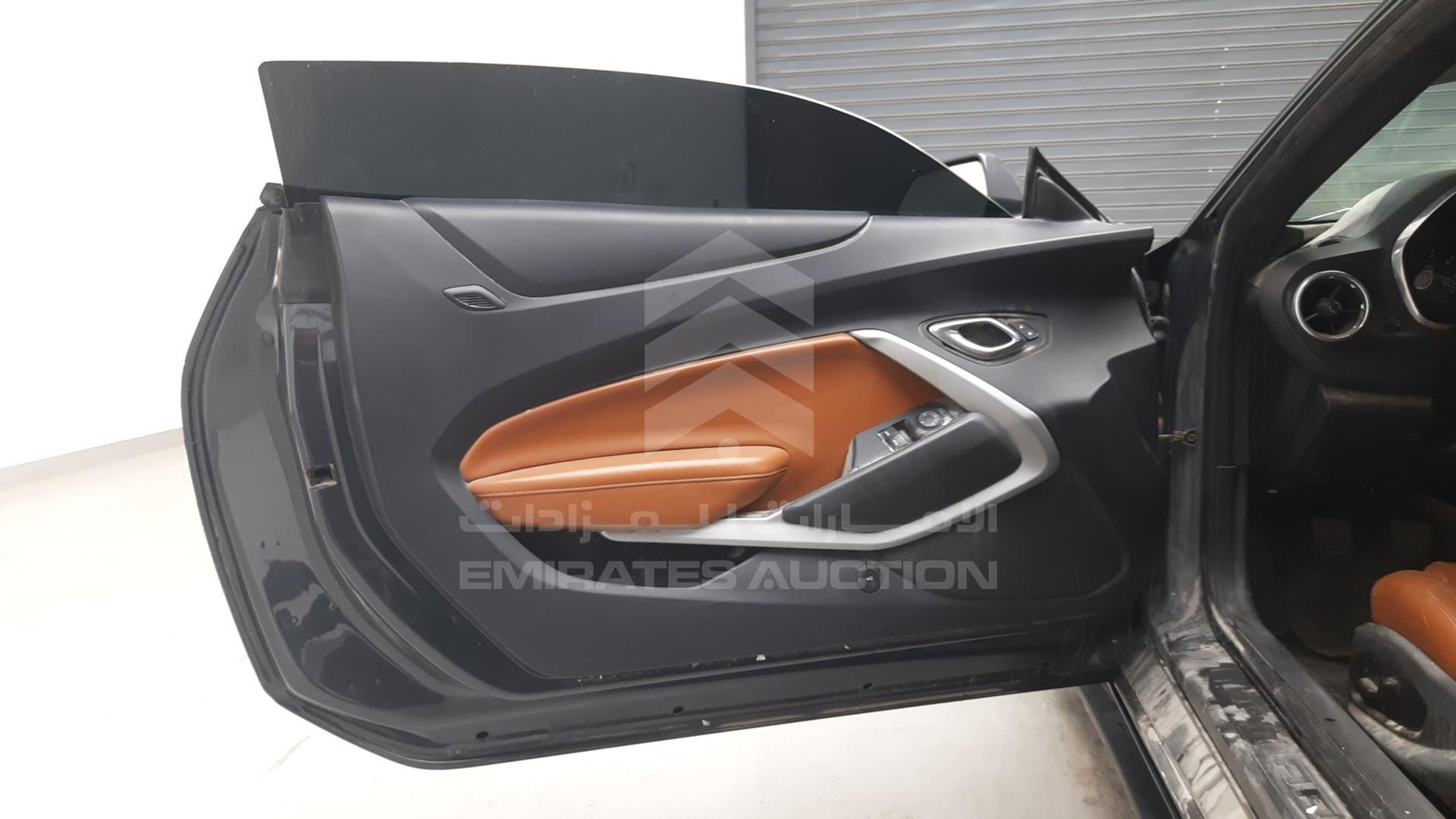 2016 CHEVROLET CAMARO VIN: 1G1FE1R74G0129542