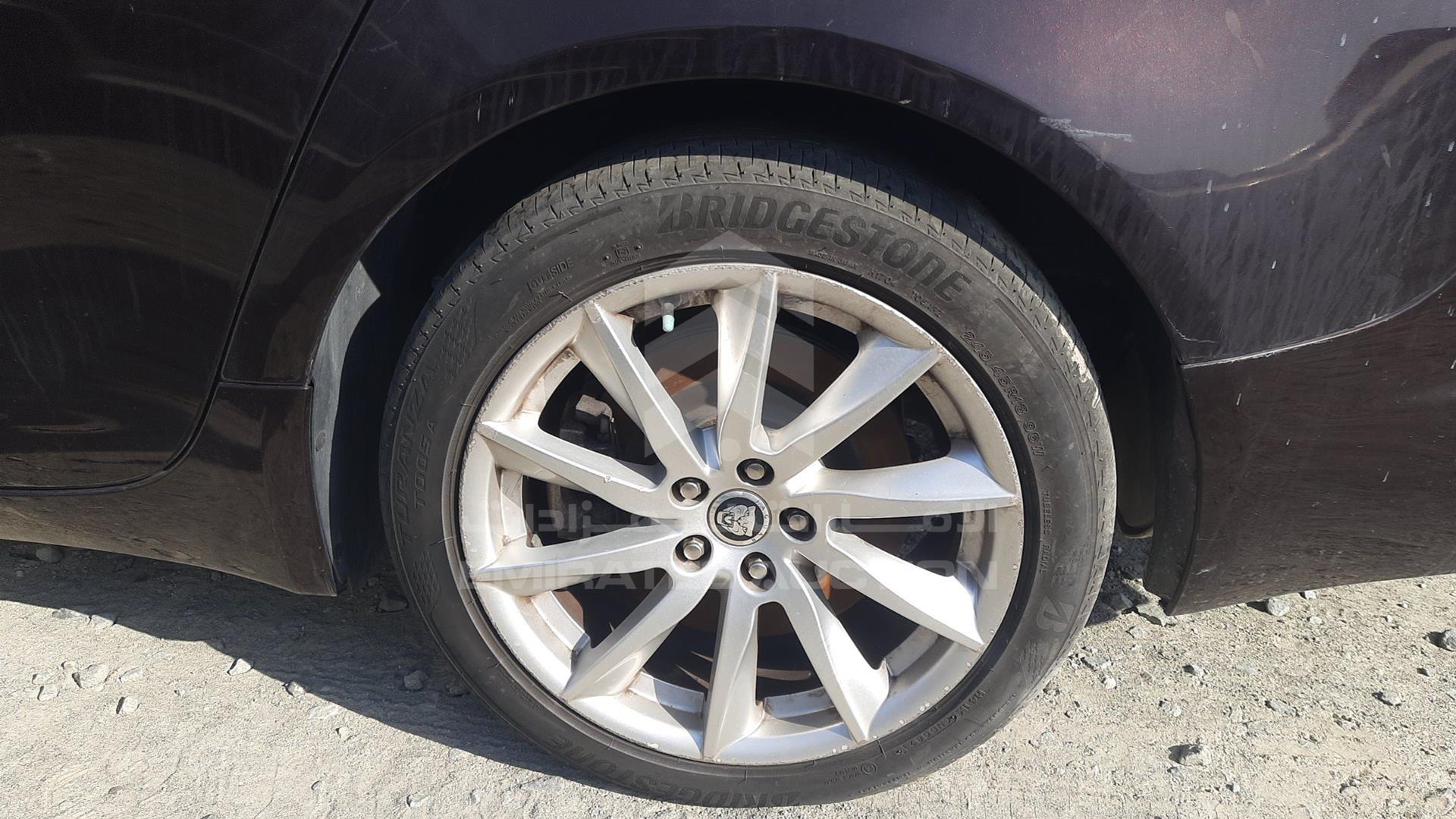 2012 JAGUAR XF VIN: SAJAA05F2CLS41075