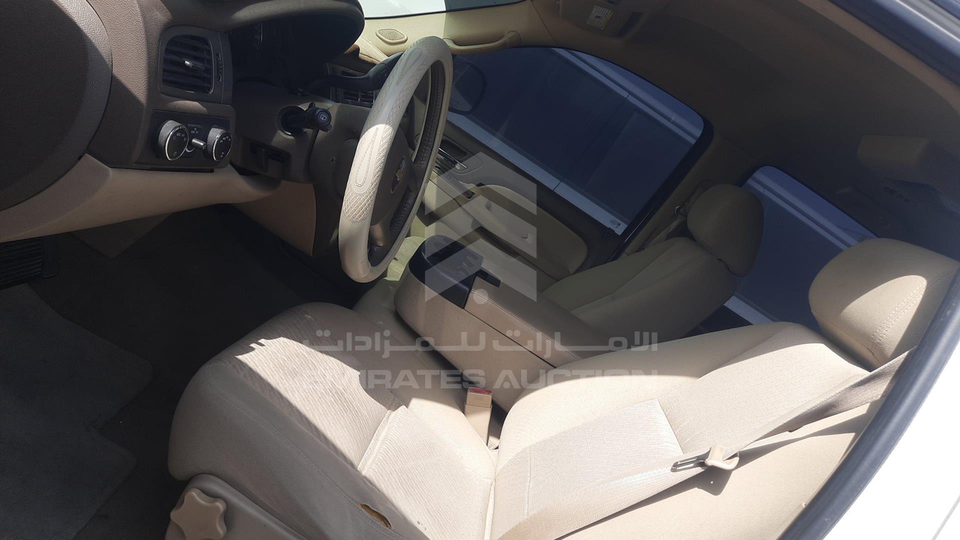 2010 CHEVROLET TAHOE VIN: 1GNUKAE02AR264285