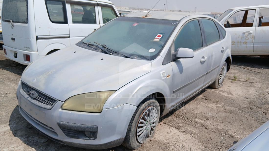 2006 Ford Focus — Front Left Angle — Photo 5