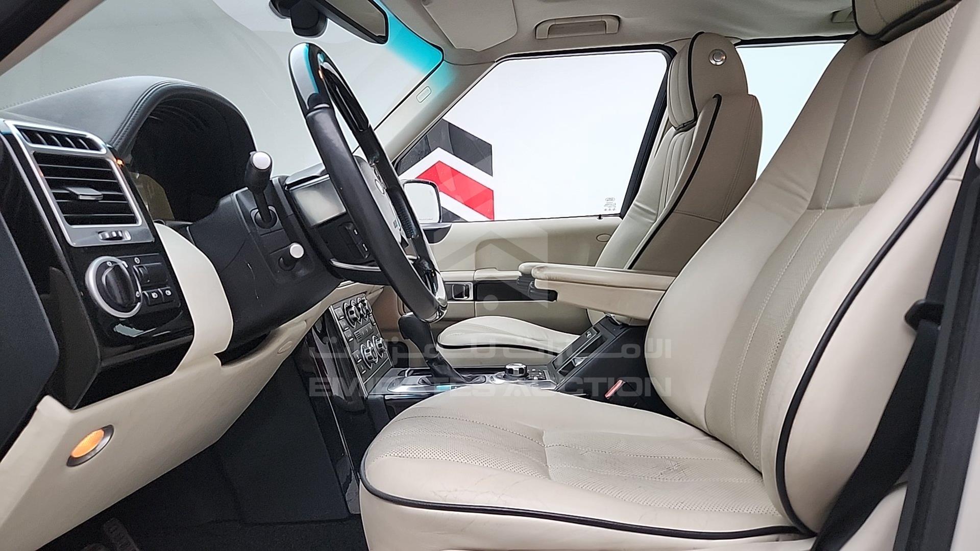 2010 RANGE ROVER VOGUE VIN: SALLMAME4AA317299