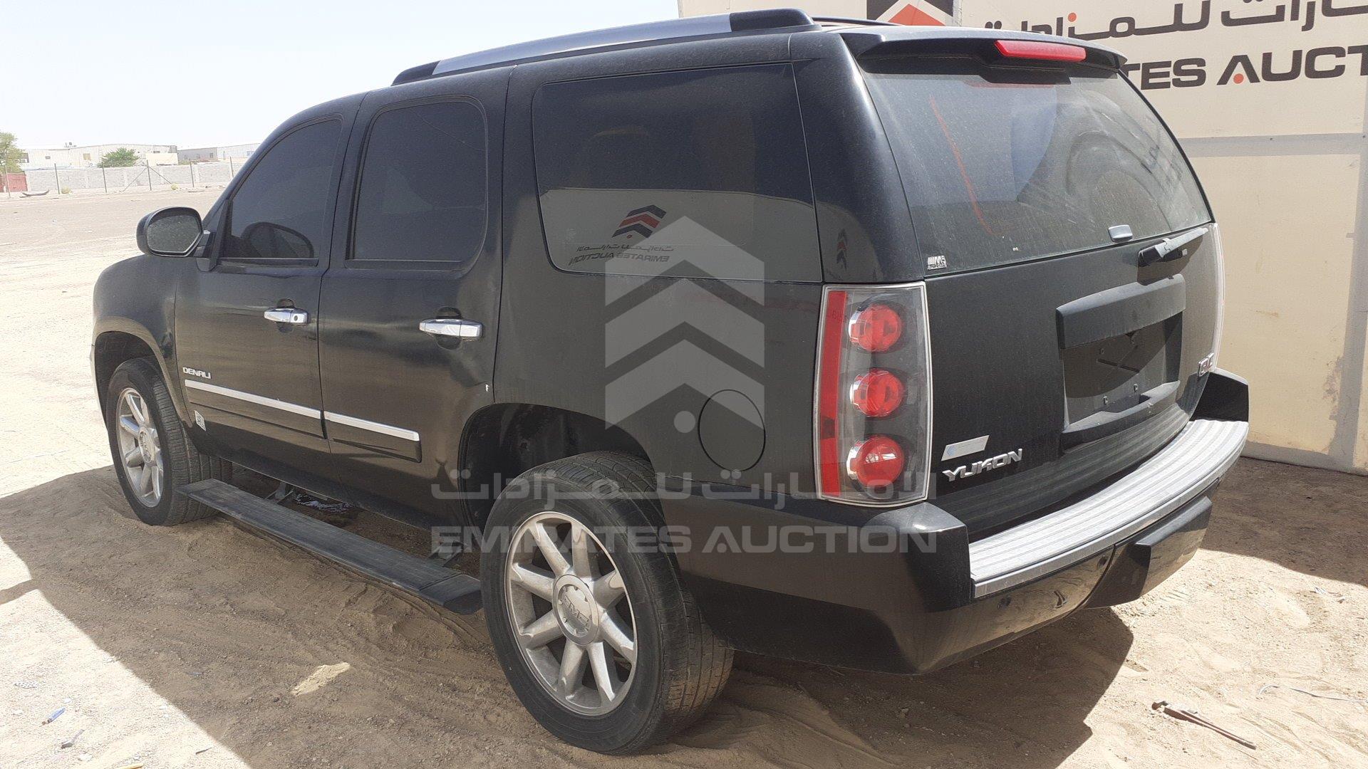 1GKS27EF8CR172113 - 2012 GMC Yukon - #355113