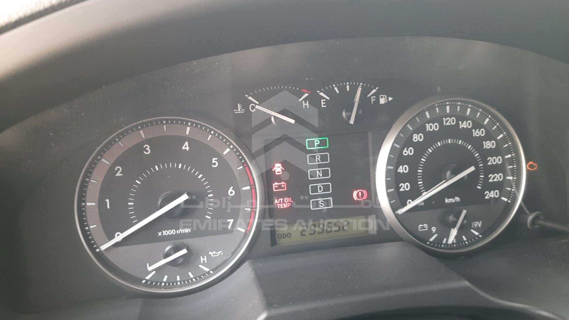 2011 TOYOTA LAND CRUISER VIN: JTMDU09J0B4034839