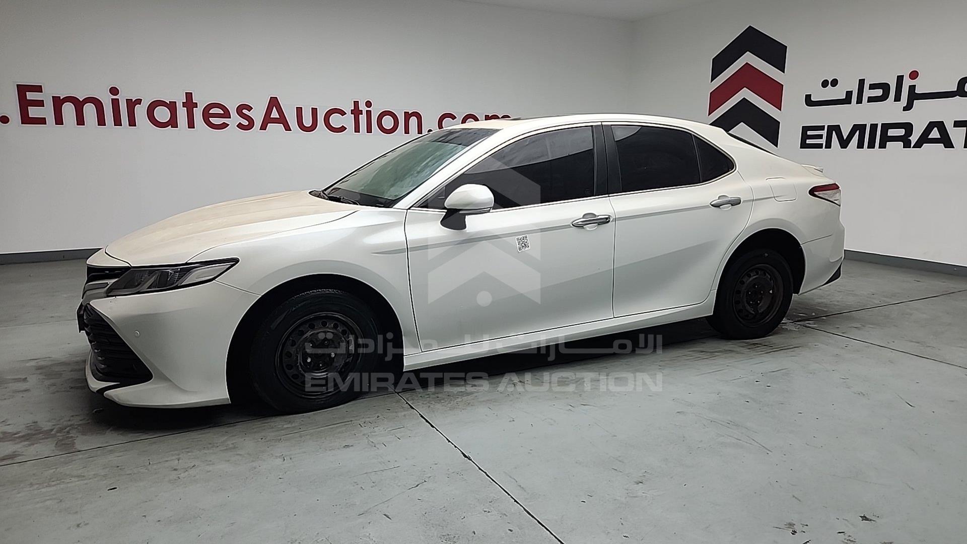 2019 TOYOTA CAMRY VIN: JTNBF4HK8K3029182