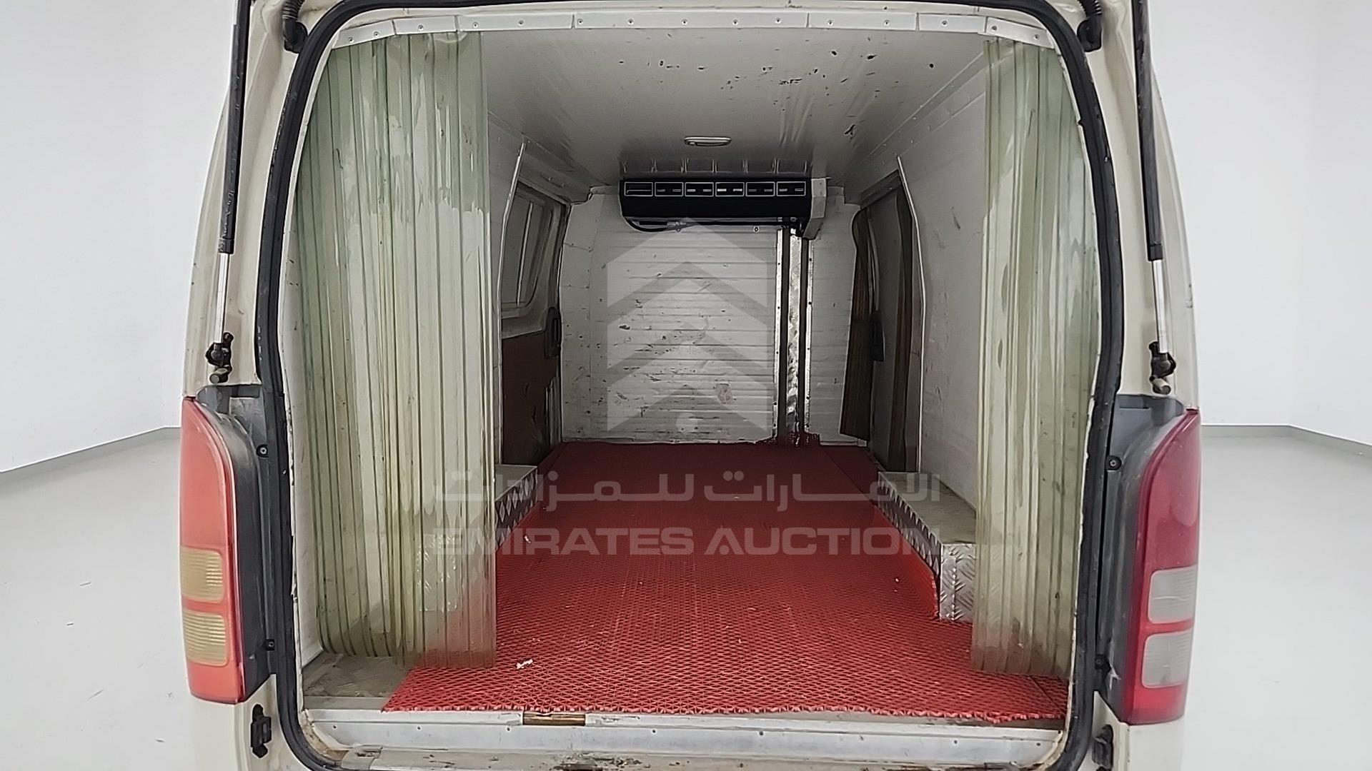 2009 TOYOTA HIACE VIN: JTFHX02PX90039241