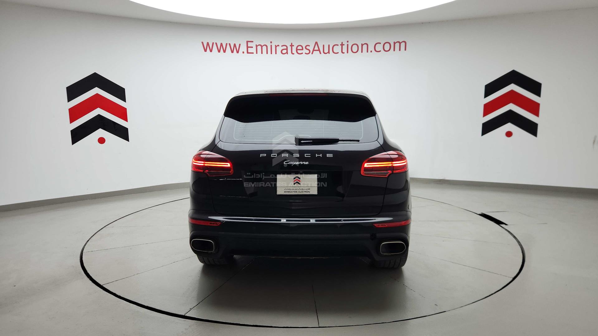 2016 PORSCHE CAYENNE VIN: WP1ZZZ92ZGLA05582