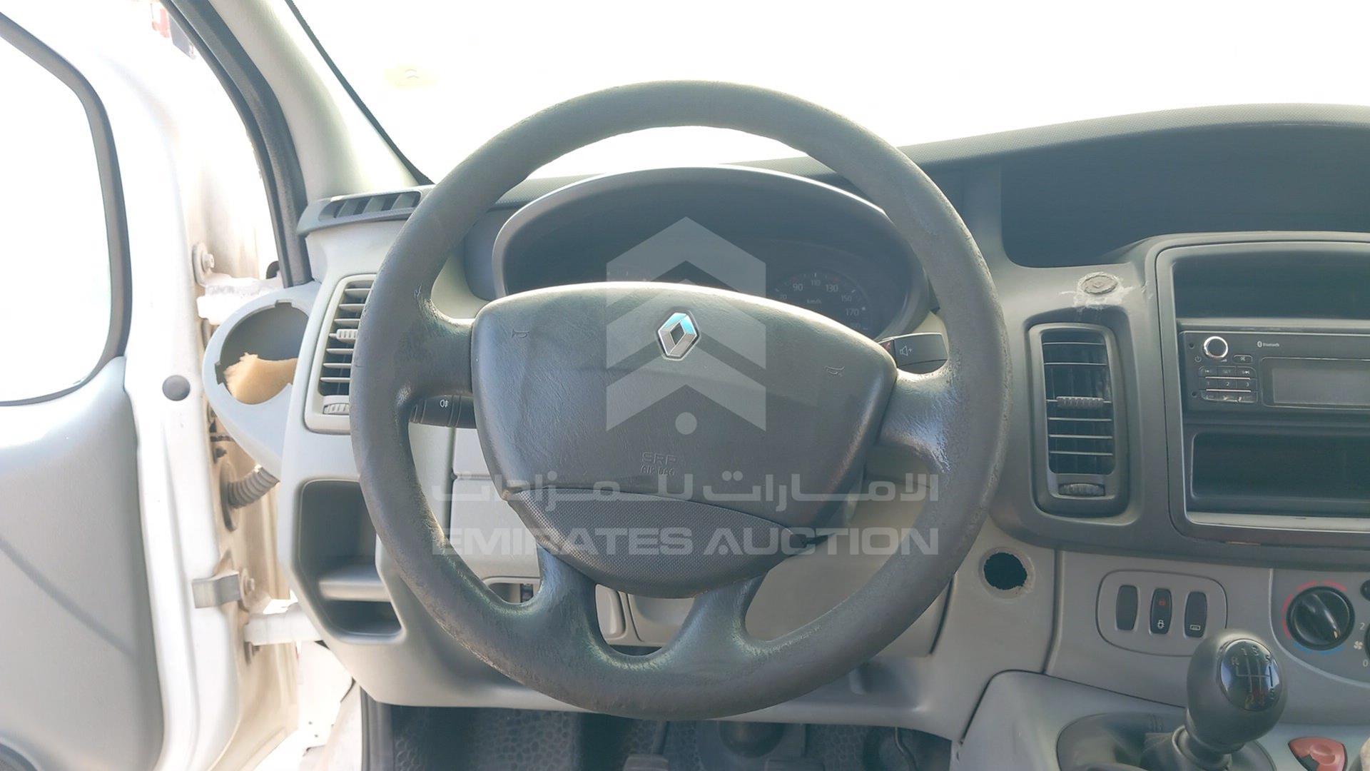2015 RENAULT TRAFIC VIN: VF1GFAB16FY782676