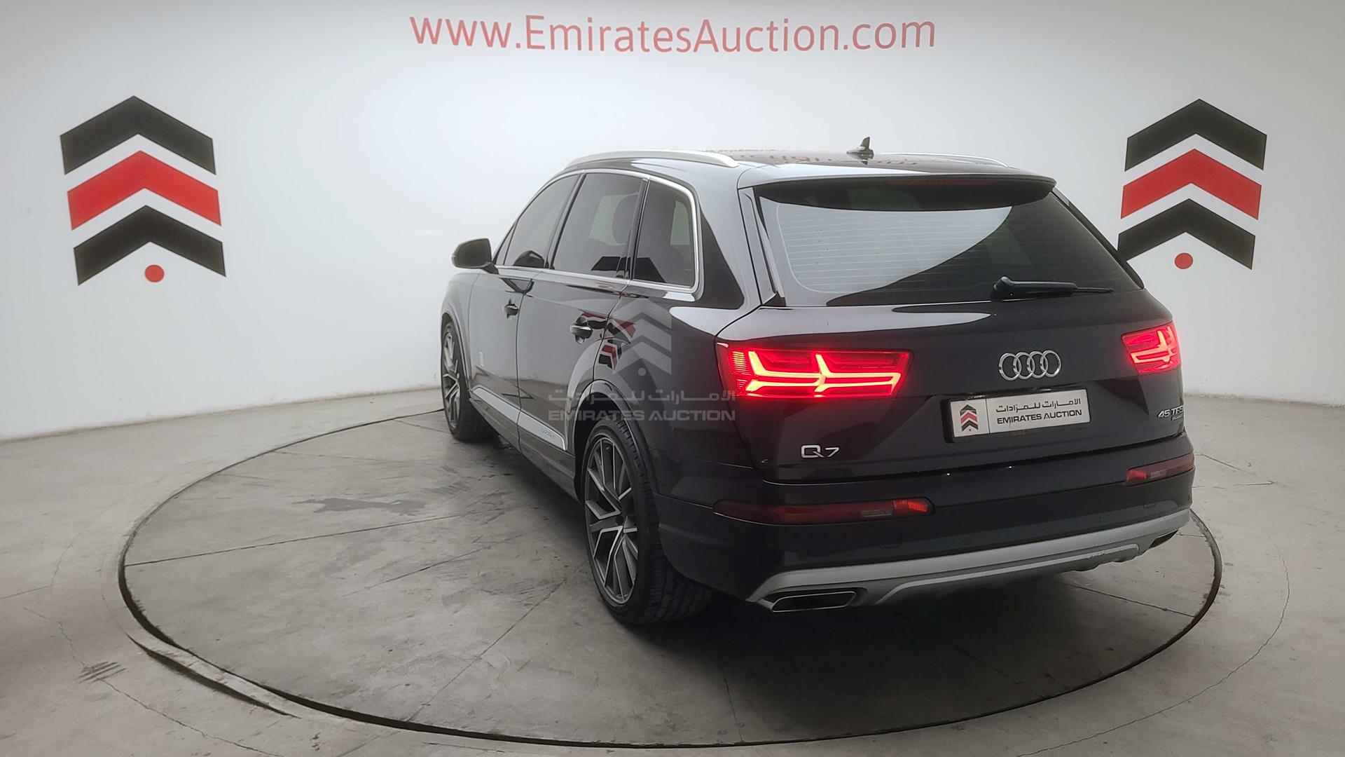2018 AUDI Q7 VIN: WA1ZZZF70JD050858