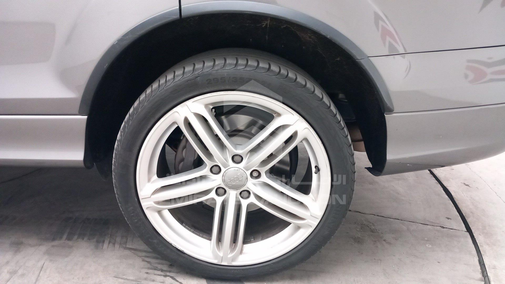 2013 AUDI Q7 VIN: WAUAGD4L3DD000355