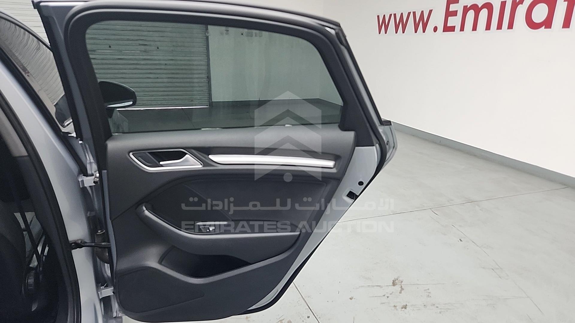 2019 AUDI A3 VIN: WAUZZZFF7K1007082