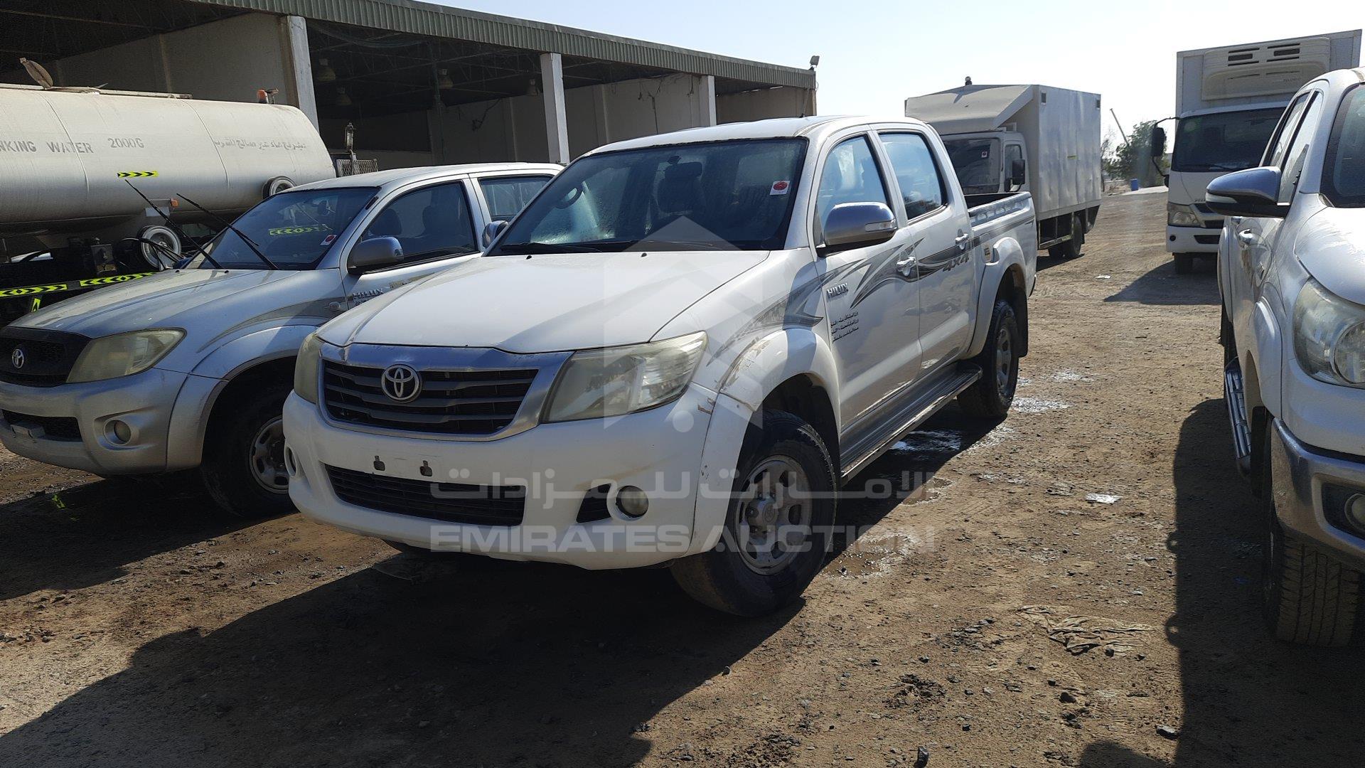 MR0FR22G8F0794777 - 2015 Toyota Hilux - #378999