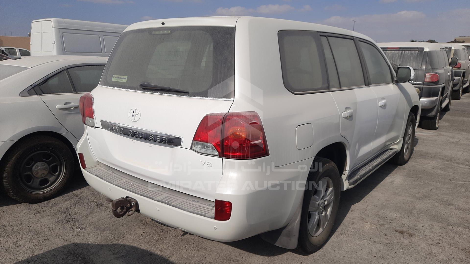 2014 TOYOTA LAND CRUISER VIN: JTMDU09J1E5082705