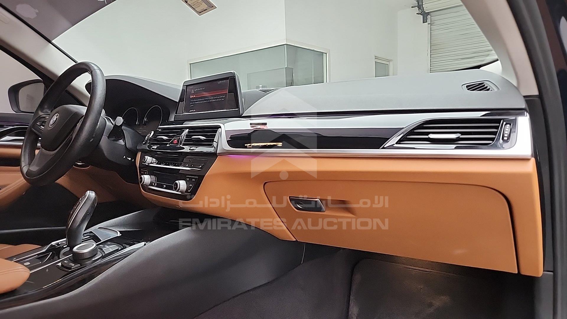 2020 BMW 520 VIN: WBAJL1A04LBM40390