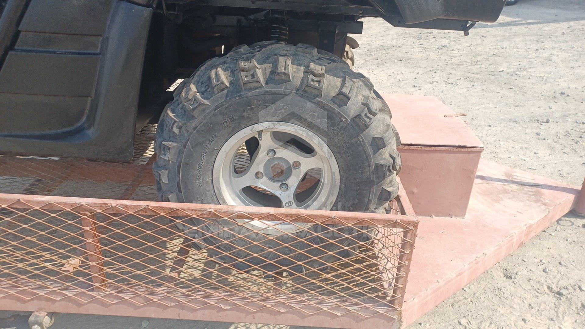 0 BUGGY + TROLLY YAMAHA VIN: 5Y4AM04Y15A014085
