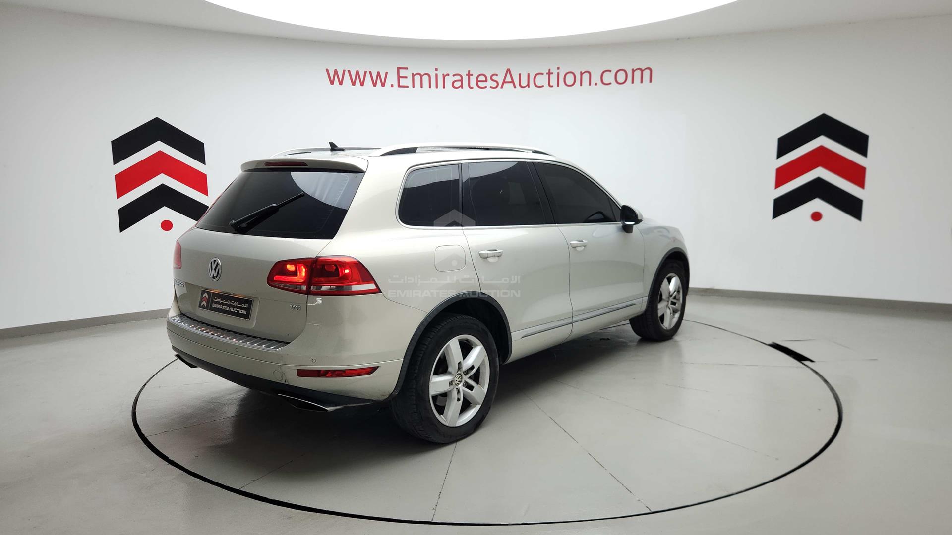 2012 VOLKSWAGEN TOUAREG VIN: WVGBC27P0CD000121