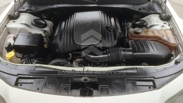 Chrysler 300 2014 2C3CCAAG4EH326882 Image 31