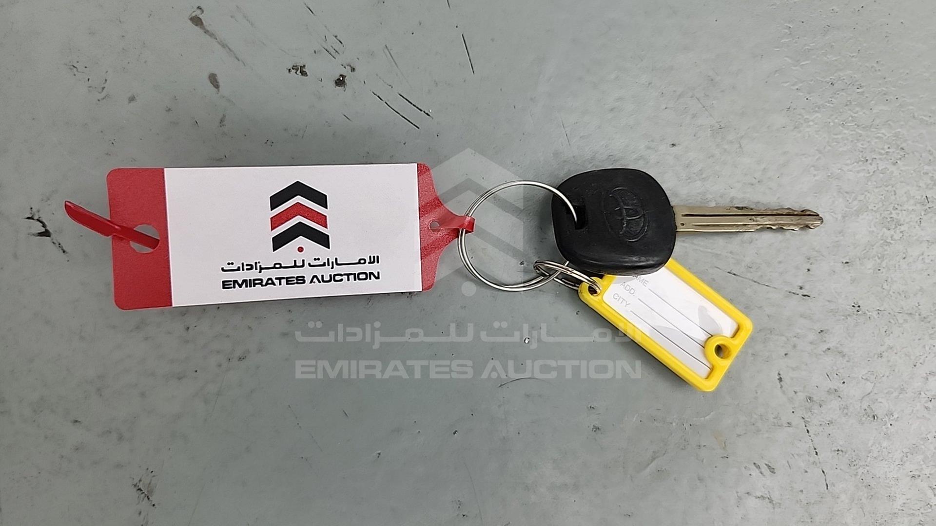 2009 TOYOTA YARIS VIN: JTDBW923X94025402