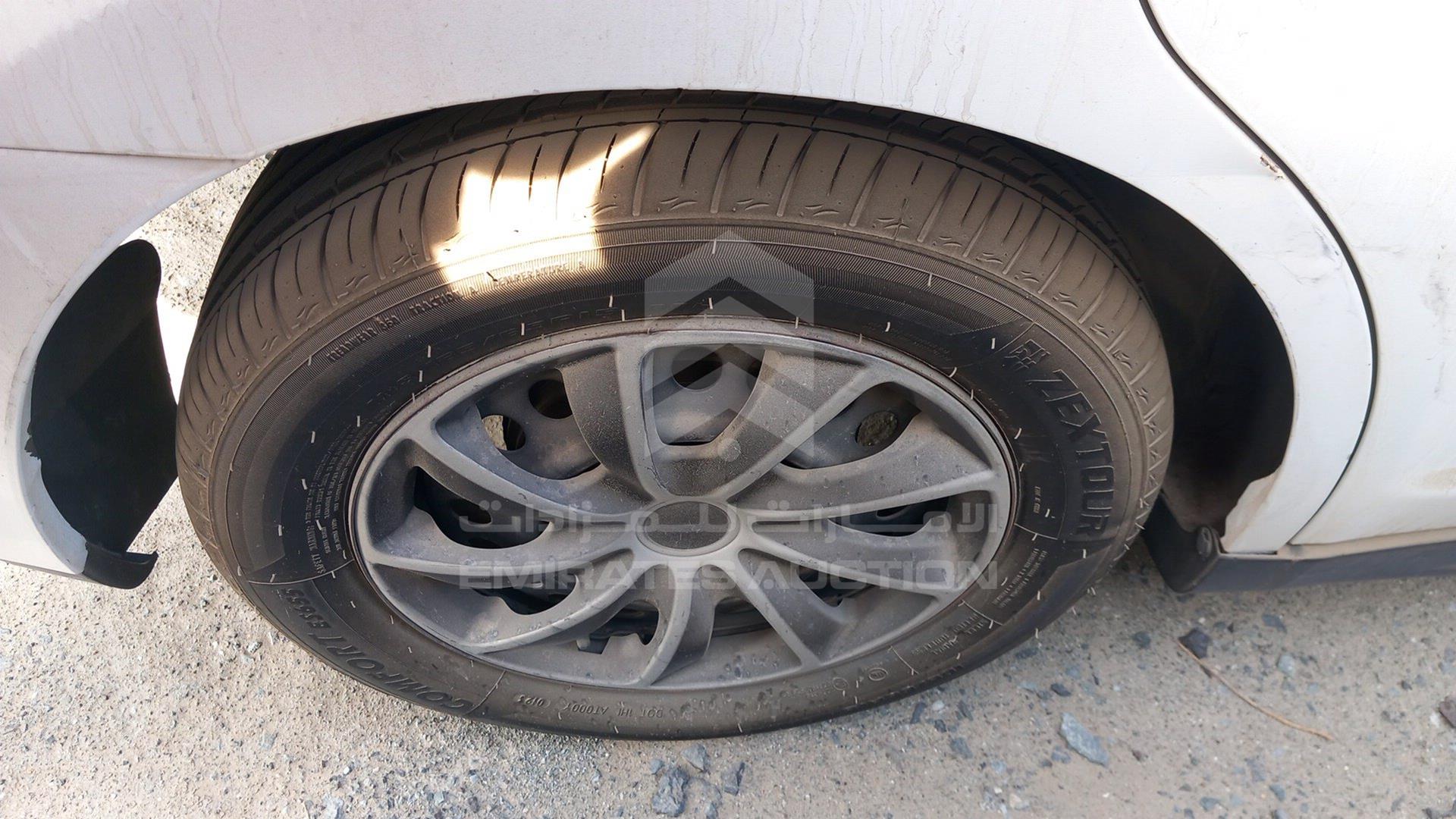2007 NISSAN TIIDA VIN: JN1CC11C57T009646