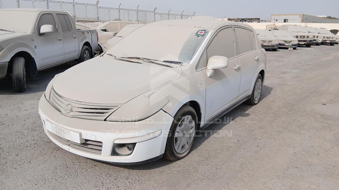 2012 Nissan Tiida — Front Left Angle — Photo 5