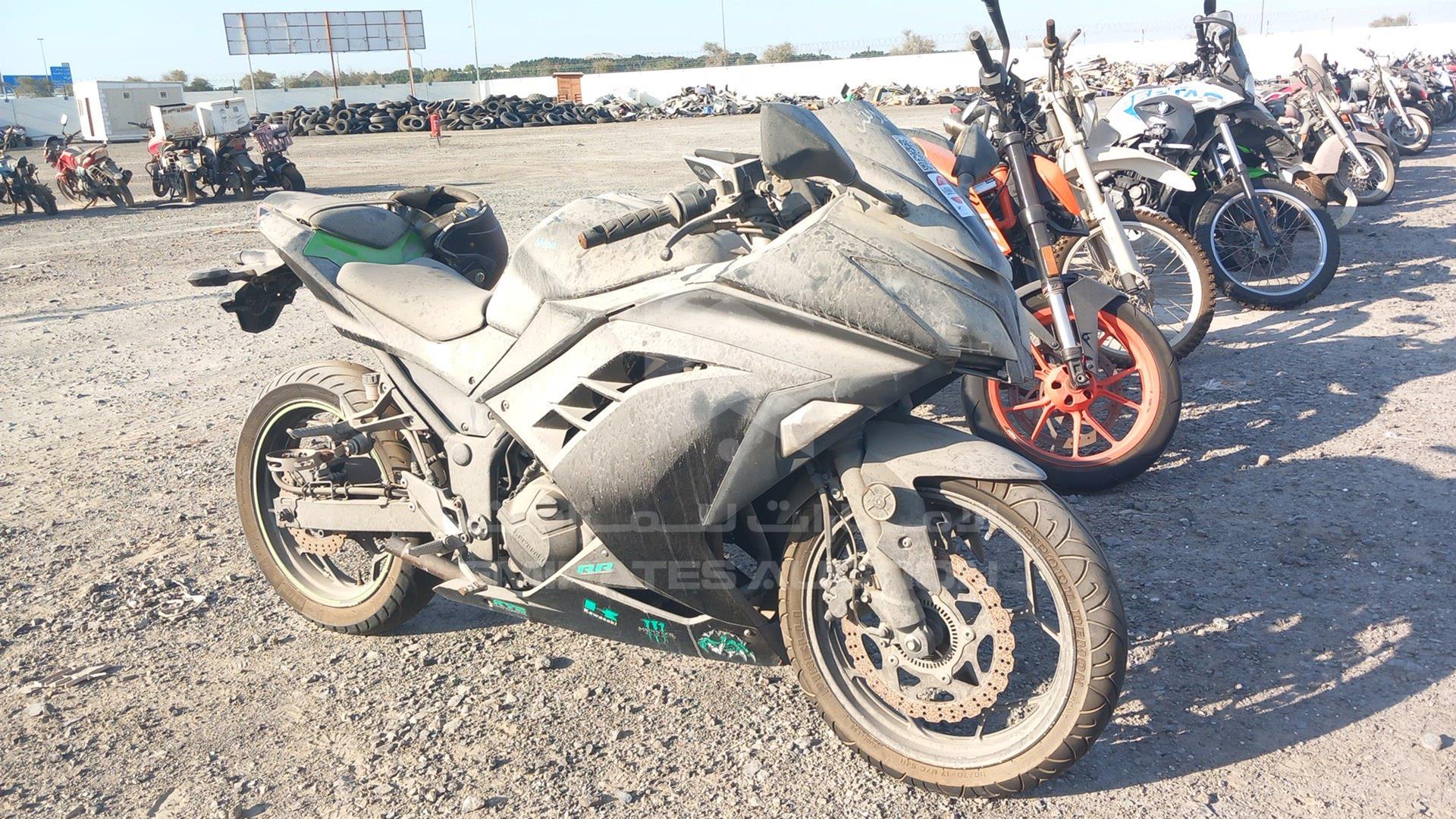2019 KAWASAKI NINJA VIN: JKAEX8B11EA002809