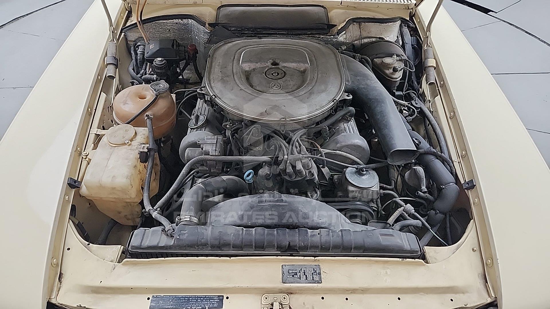 1981 MERCEDES SL 380 VIN: WDBBA45A9BB002284