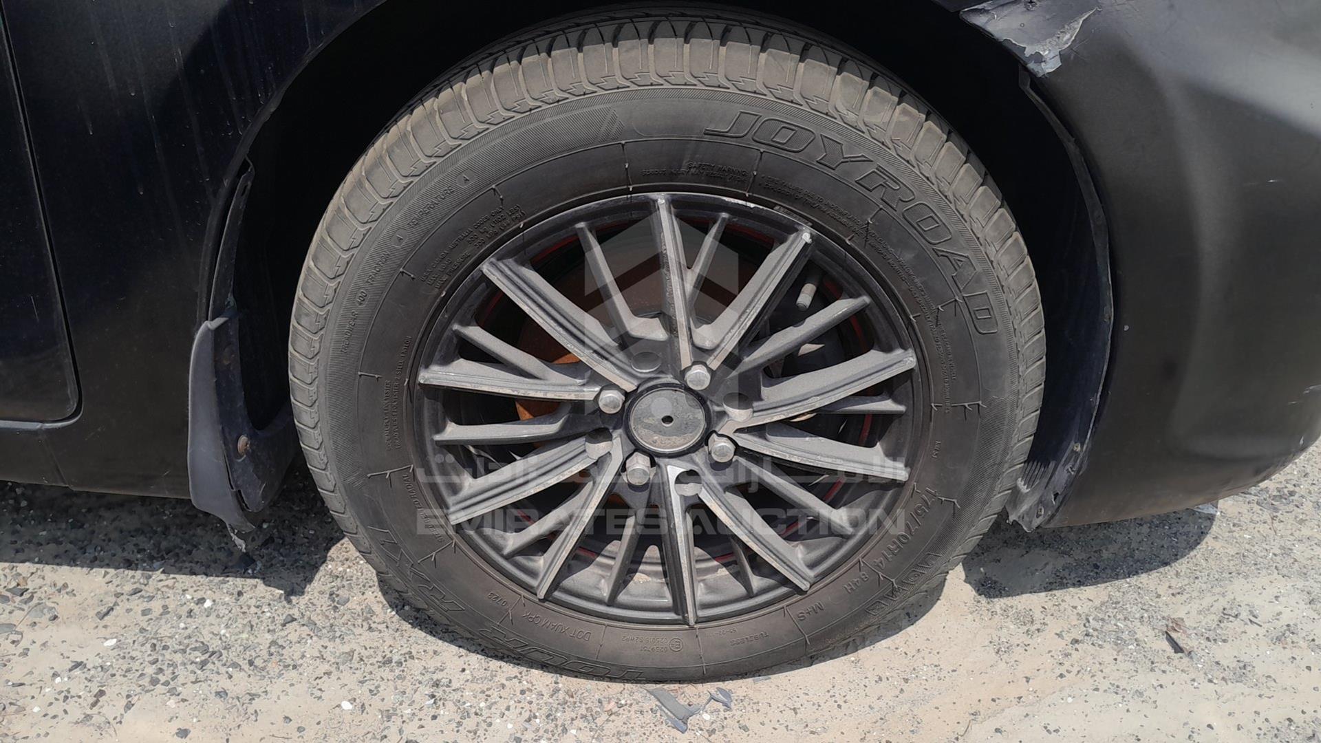 2012 HYUNDAI ACCENT VIN: KMHCT41C8CU230012