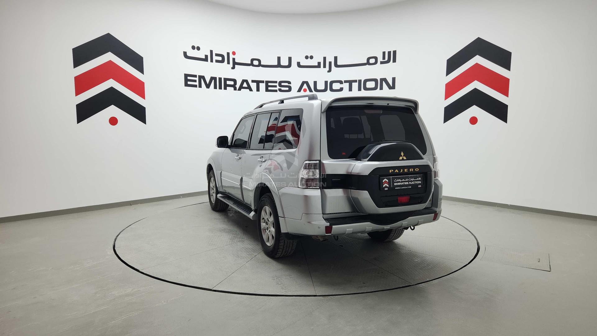 2020 MITSUBISHI PAJERO VIN: JE4MR62M7LJ713055