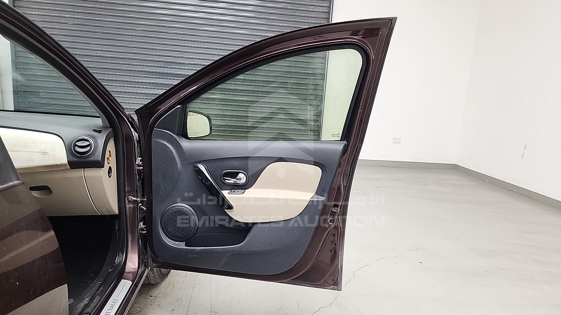 2017 RENAULT SYMBOL VIN: VF14SRAB3HT518726