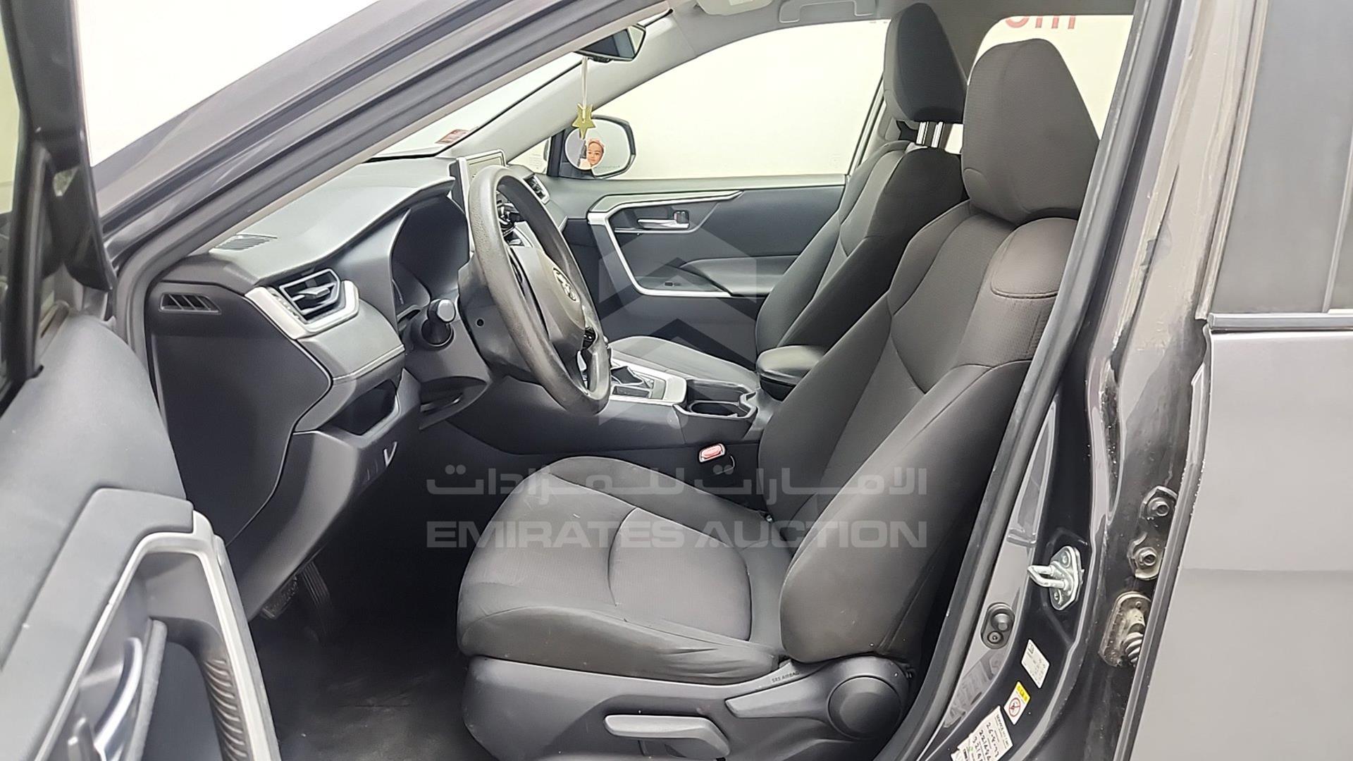 2019 TOYOTA RAV-4 VIN: JTDW13FV2KJ007783
