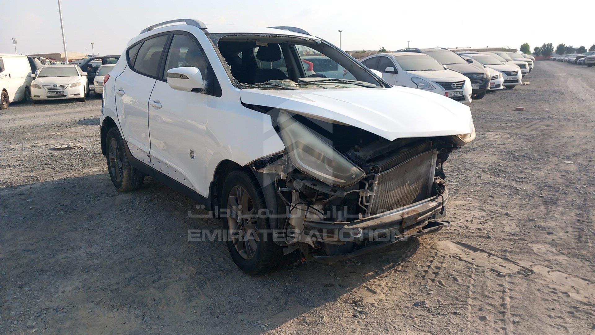 2014 HYUNDAI TUCSON VIN: KMHJT81E9EU828290
