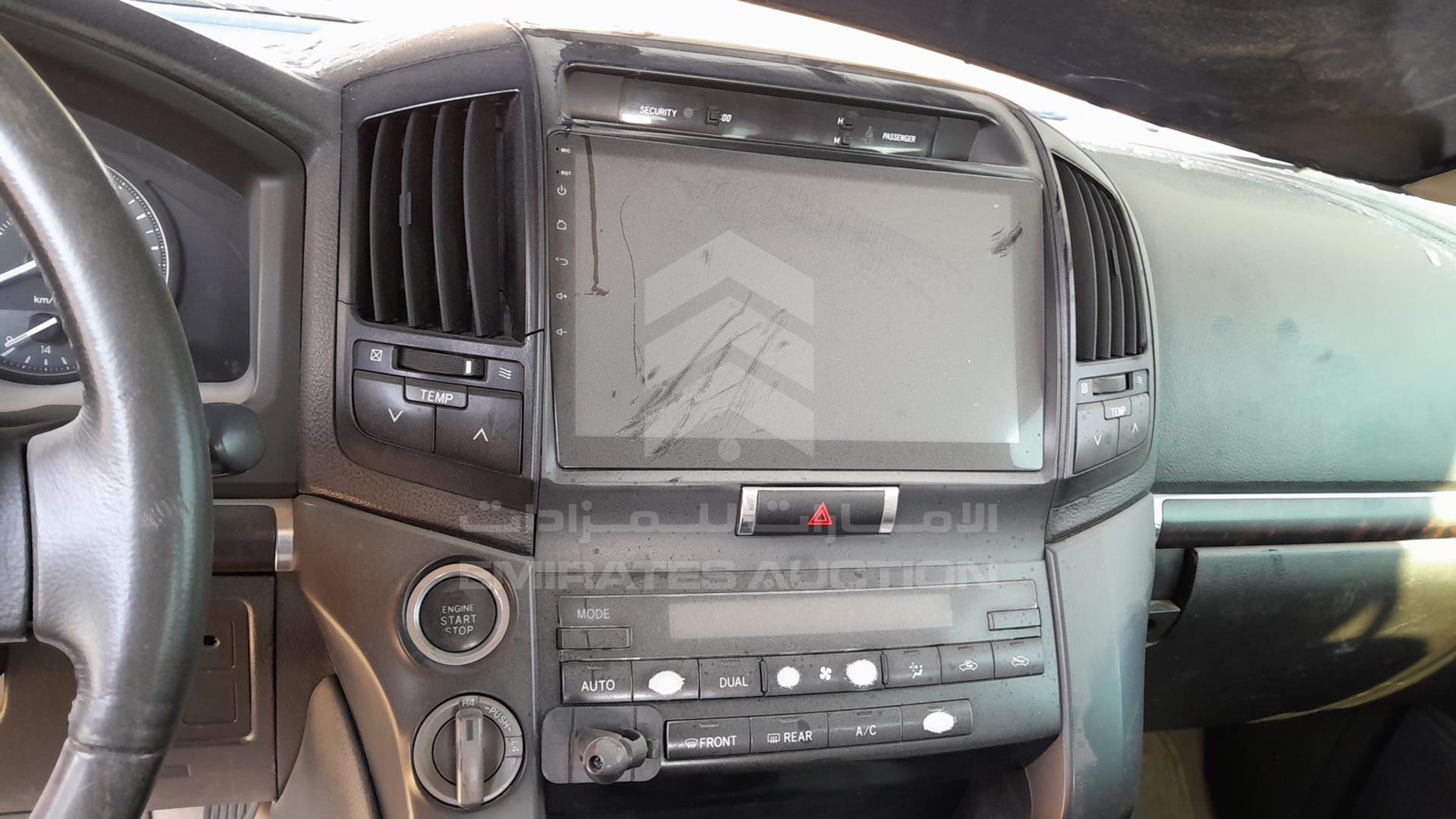 2011 TOYOTA LAND CRUISER VIN: JTMHU09J5B4046244