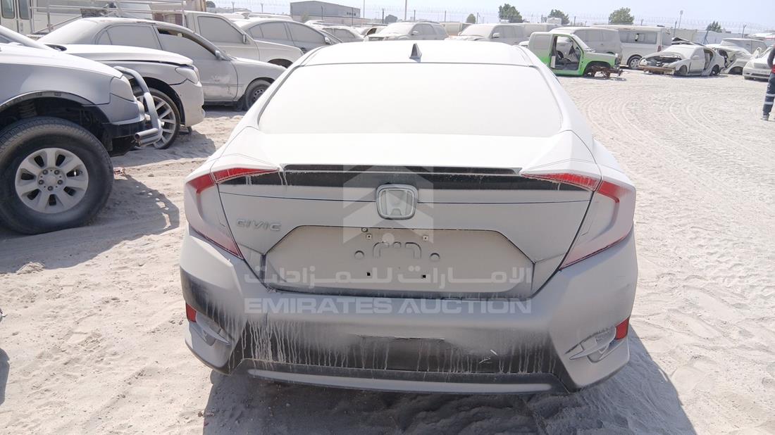 هوندا سيفيك 2018 — الزاوية الخلفية — صورة 7