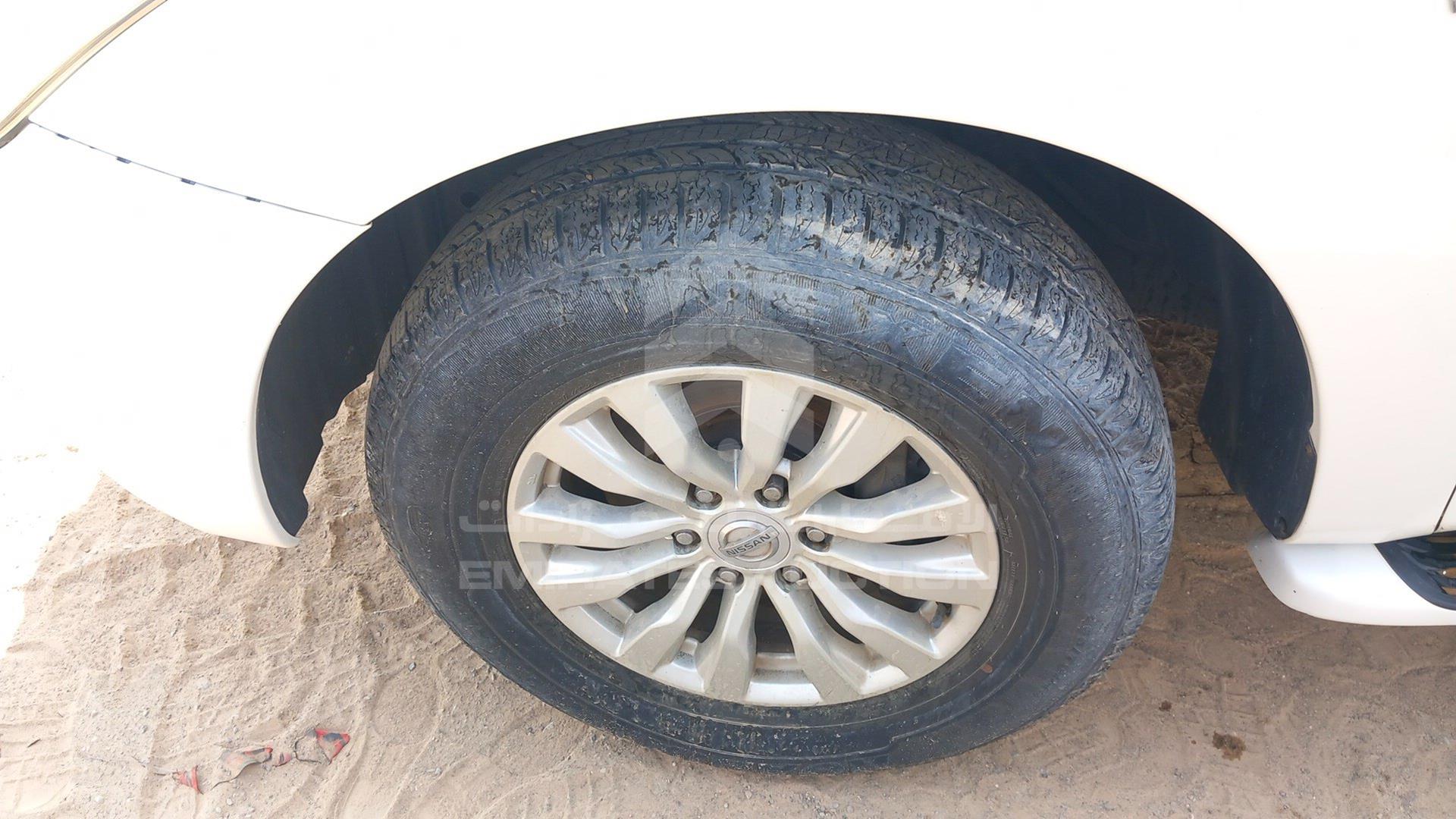 2015 NISSAN PATROL VIN: JN8AY2NY4F9120898