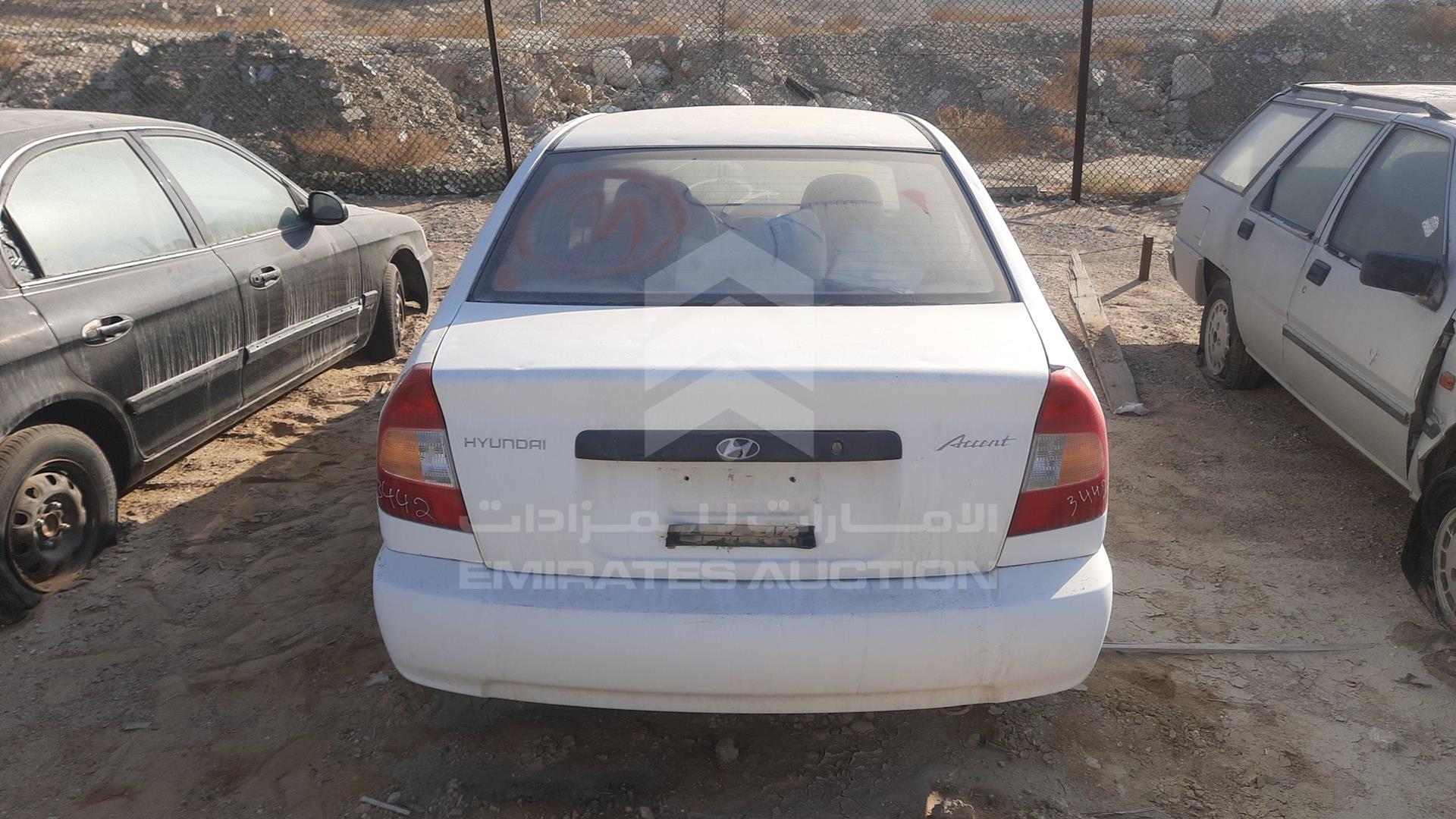 2002 HYUNDAI ACCENT VIN: KMHCG41GX2U293473
