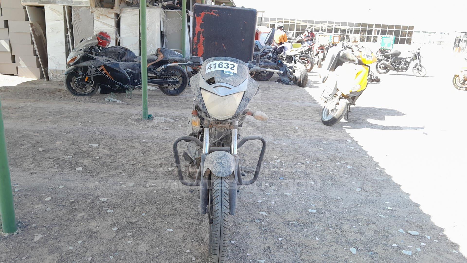 0 HONDA UNICORN VIN: ME4KC311DJ8256416