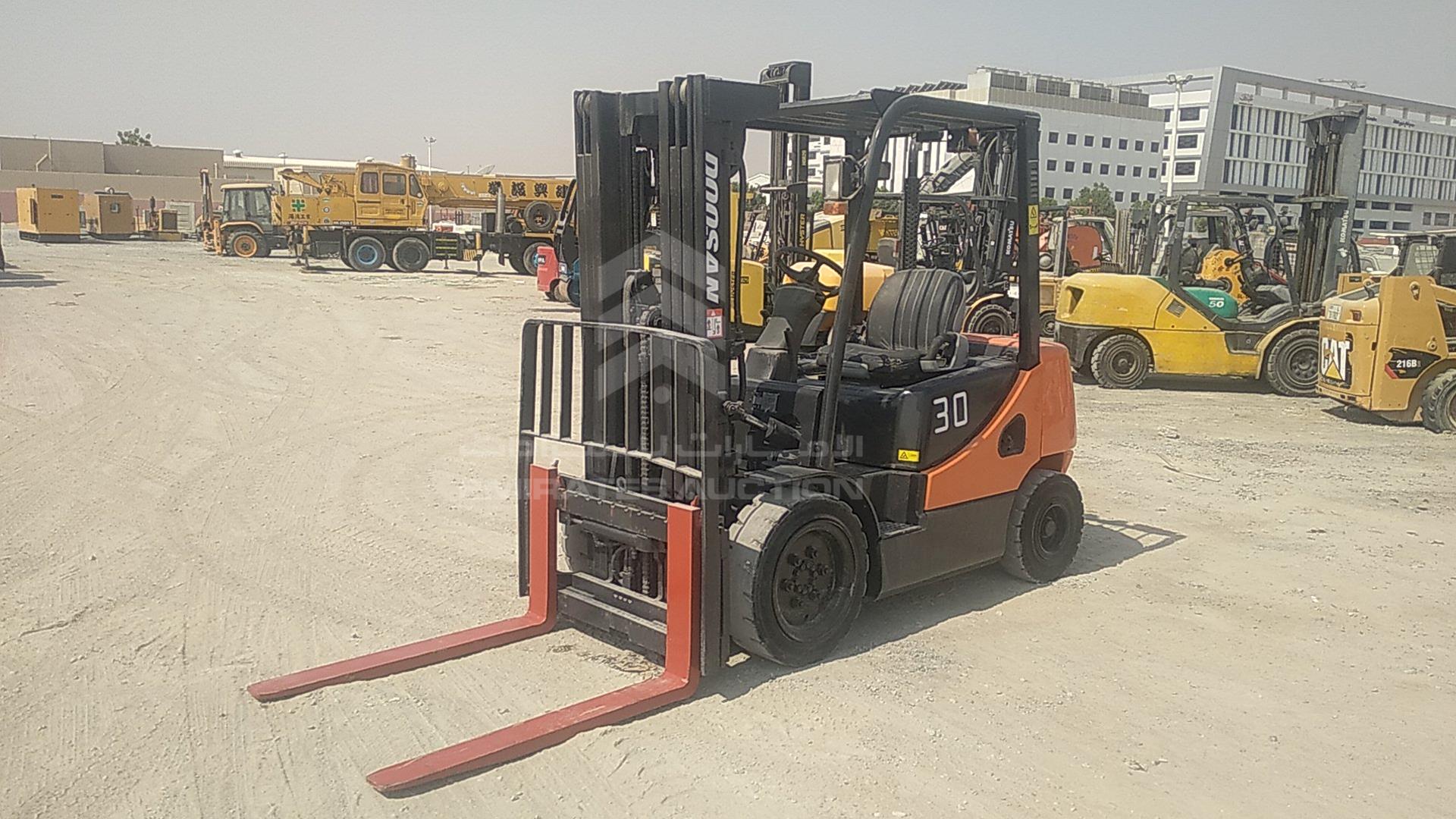 2016 DOOSAN --- VIN: FDA06124010575