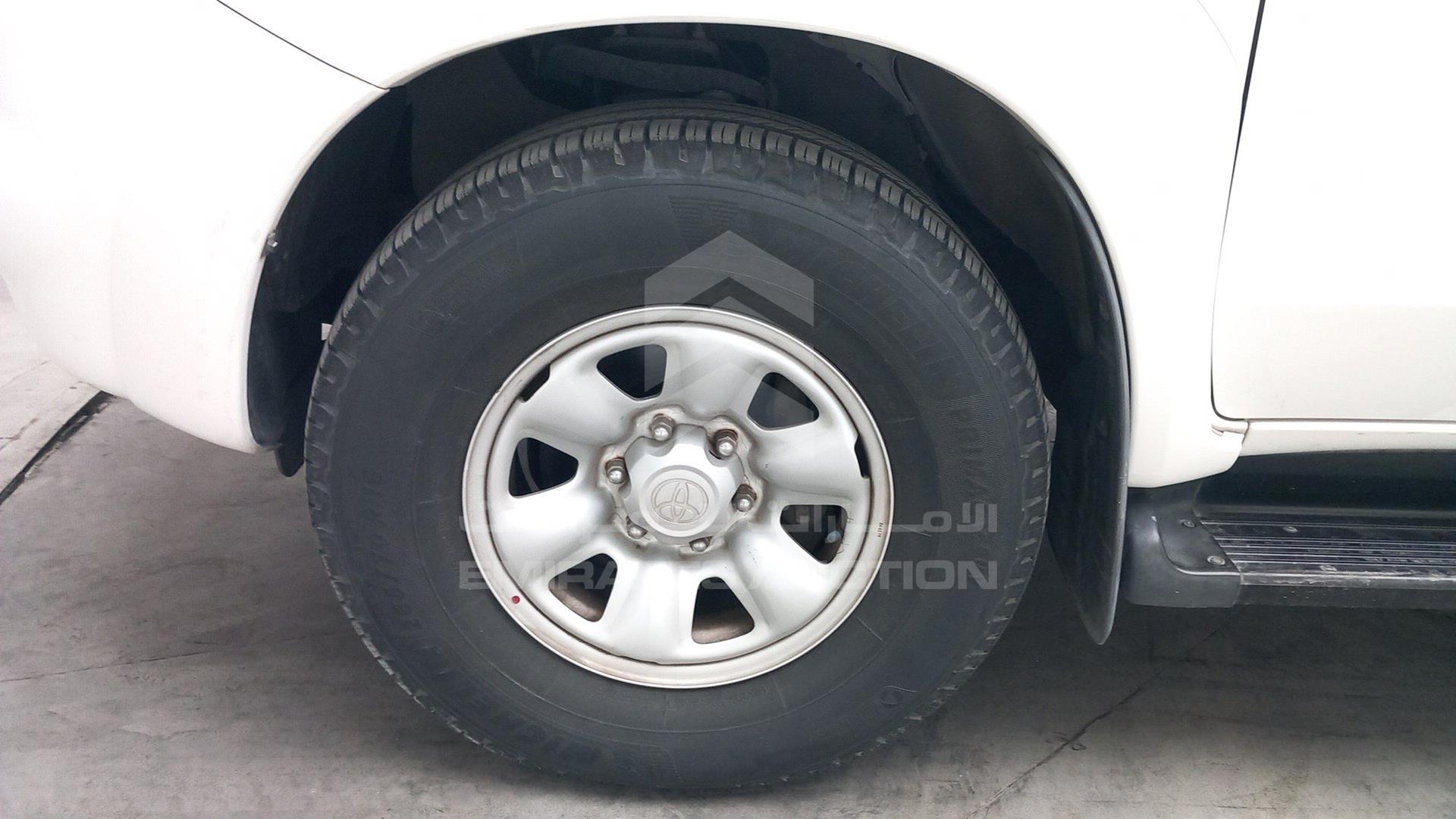 2011 TOYOTA FORTUNER VIN: MHFYX59G2B8018701