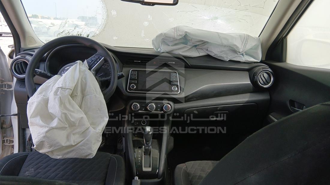 نيسان كيكس 2022 — زاوية الواجهة الكاملة — صورة 15