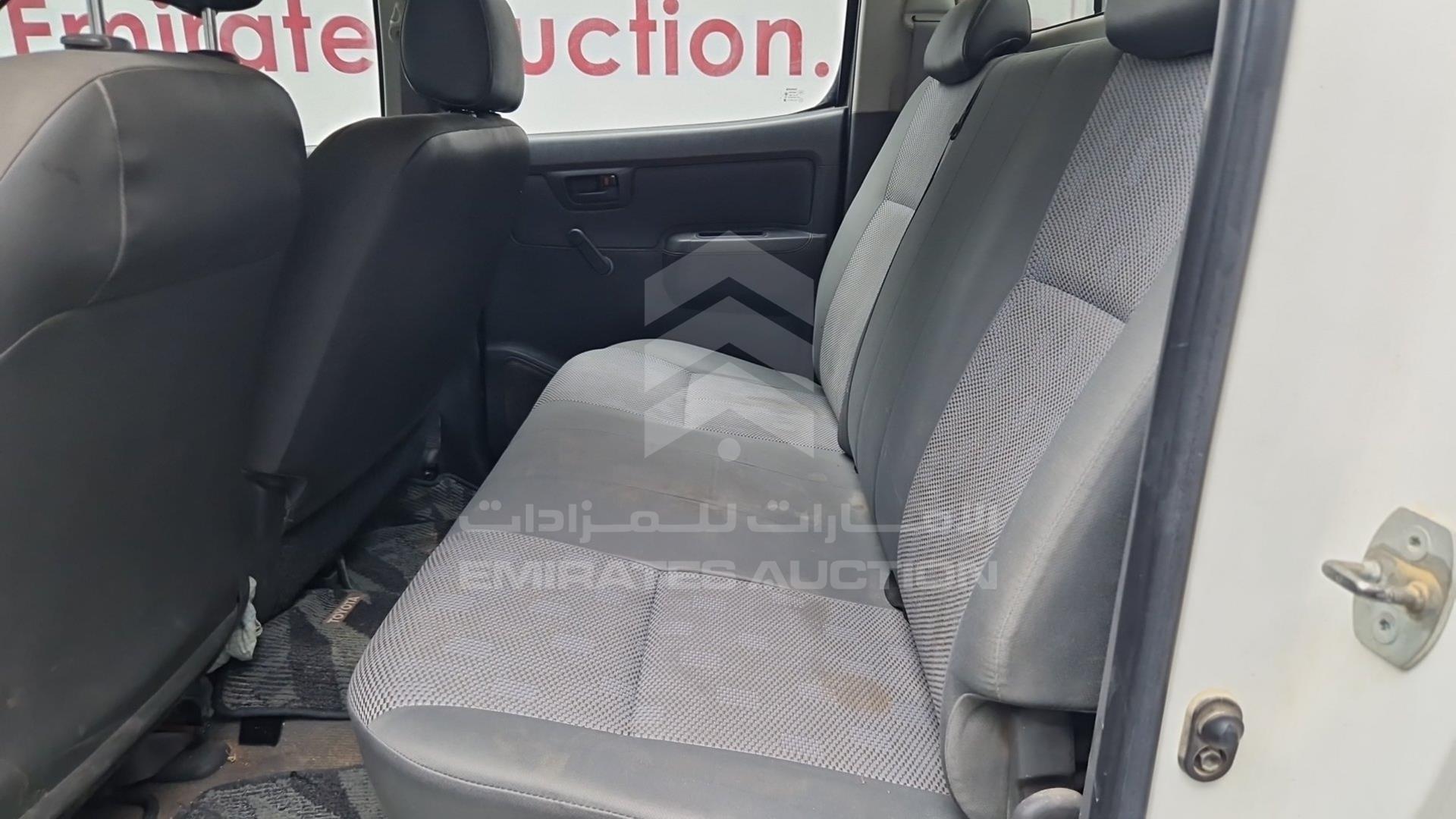 2015 TOYOTA HILUX VIN: MR0EX12G5F2354399