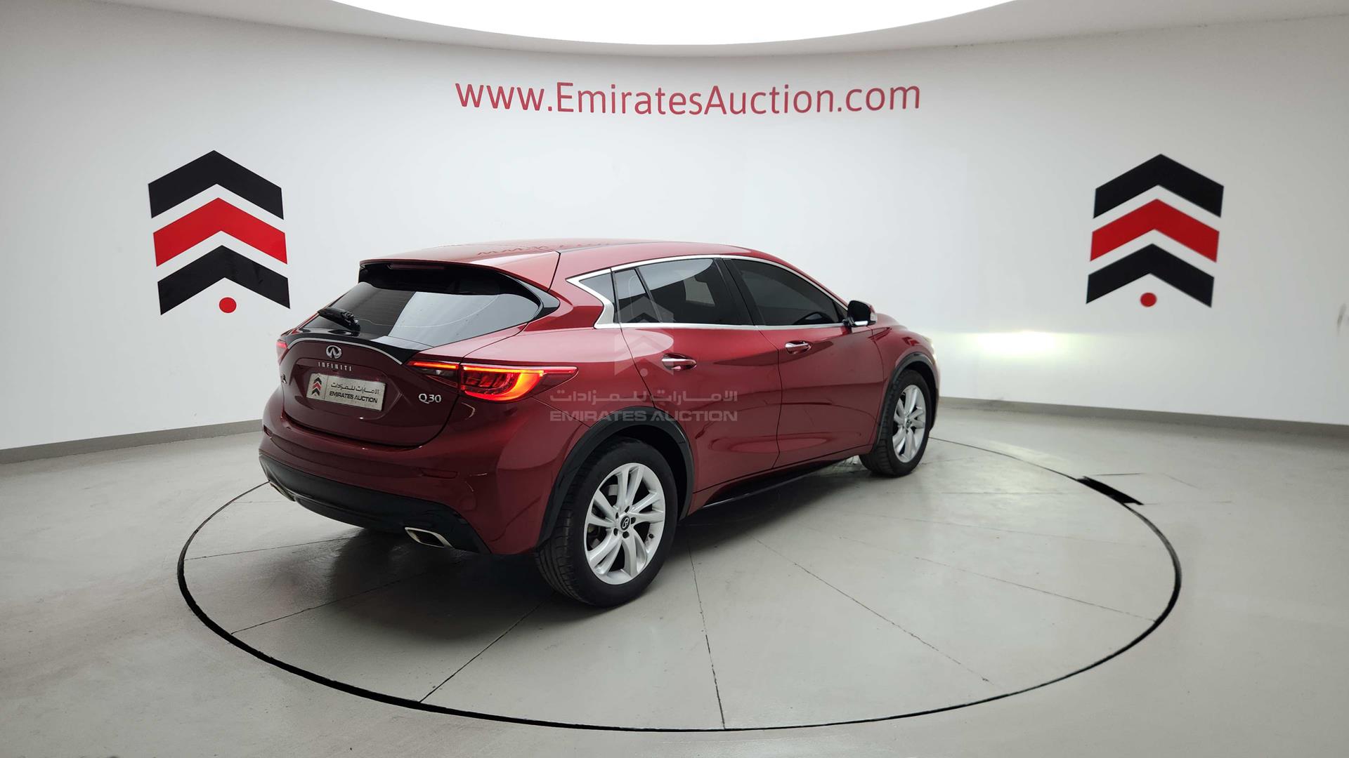 2017 INFINITI Q 30 VIN: SJKDH5CP2HA033598