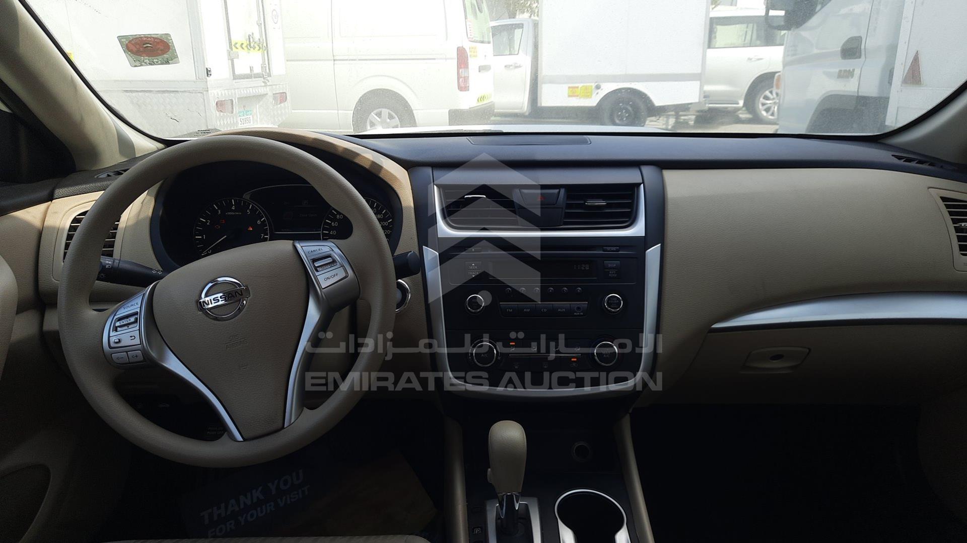 2018 NISSAN ALTIMA VIN: 1N4AL3A9XJC276105